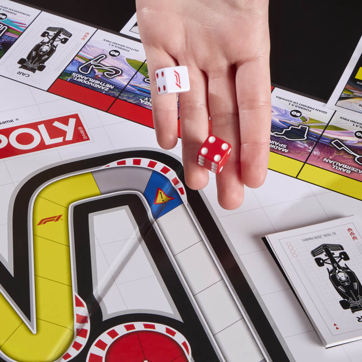 undefined - 2087b_Monopoly_F1_Formula_Kutu_Oyunu.jpg