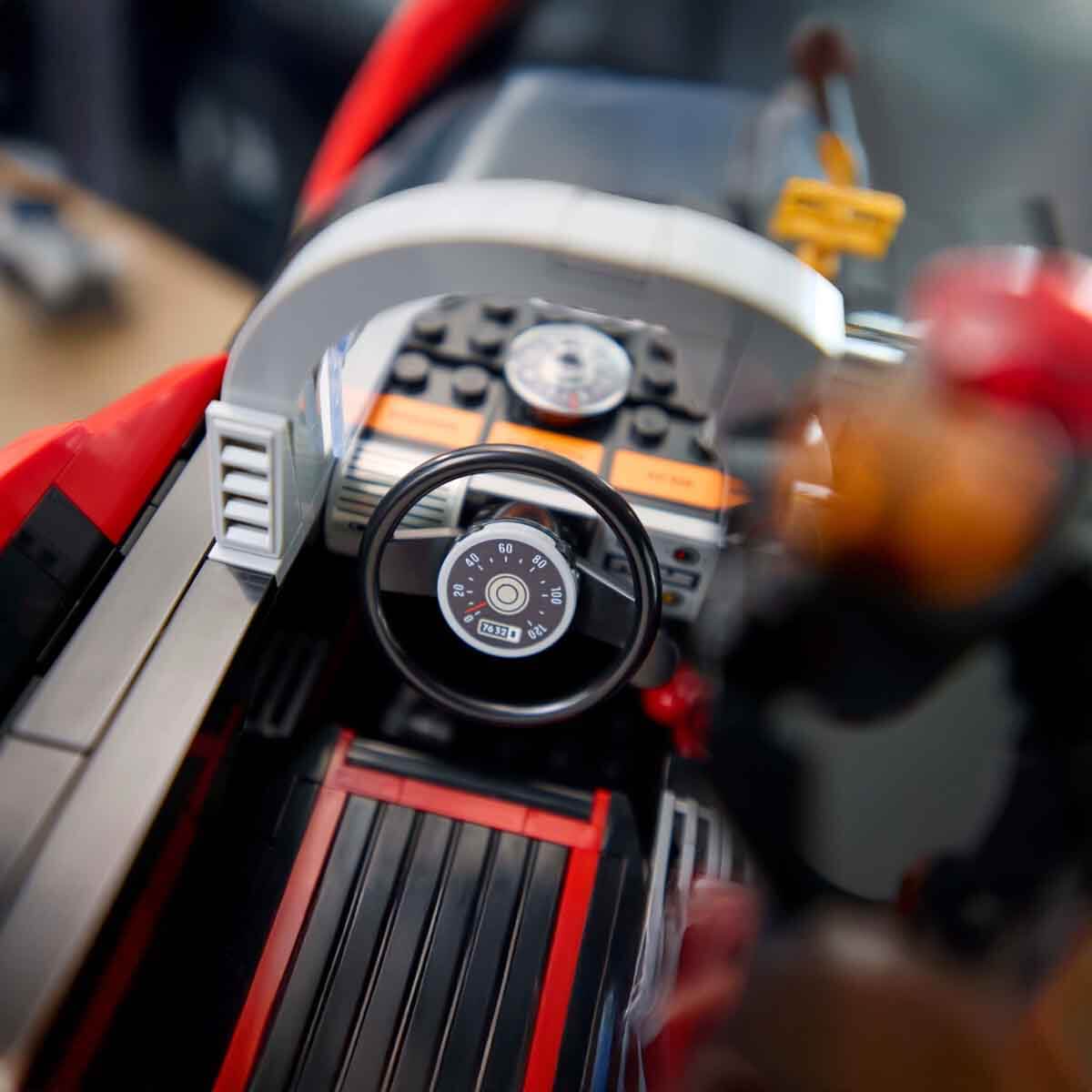 undefined - 2187e_LEGO_DC_Batman_Klasik_TV_Dizisi_Batmobile_76328_.jpg