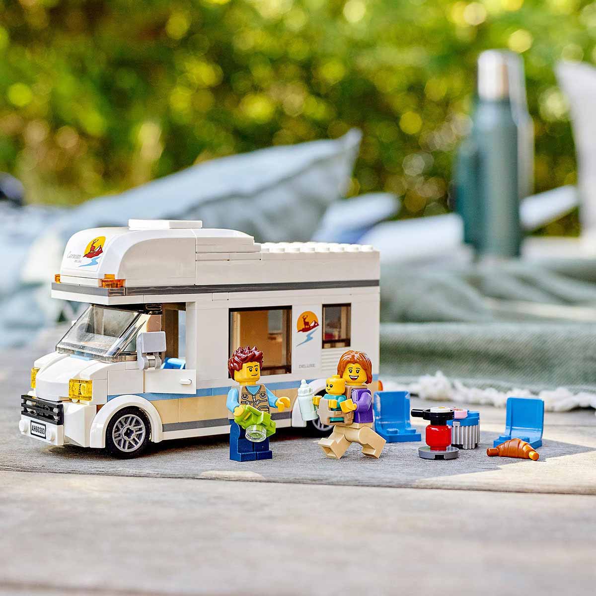undefined - 23e8a_LEGO_City_Great_Vehicles_Tatilci_Karavani_60283.jpg