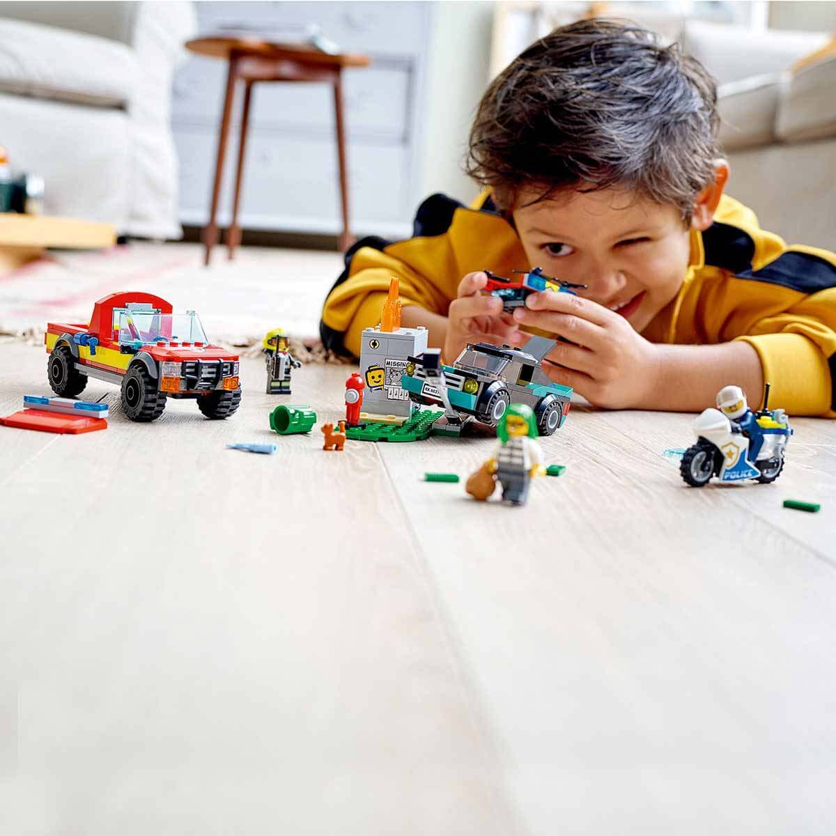 undefined - 241c4_LEGO_City_Itfaiye_Kurtarma_Operasyonu_ve_Polis_Tak.jpg