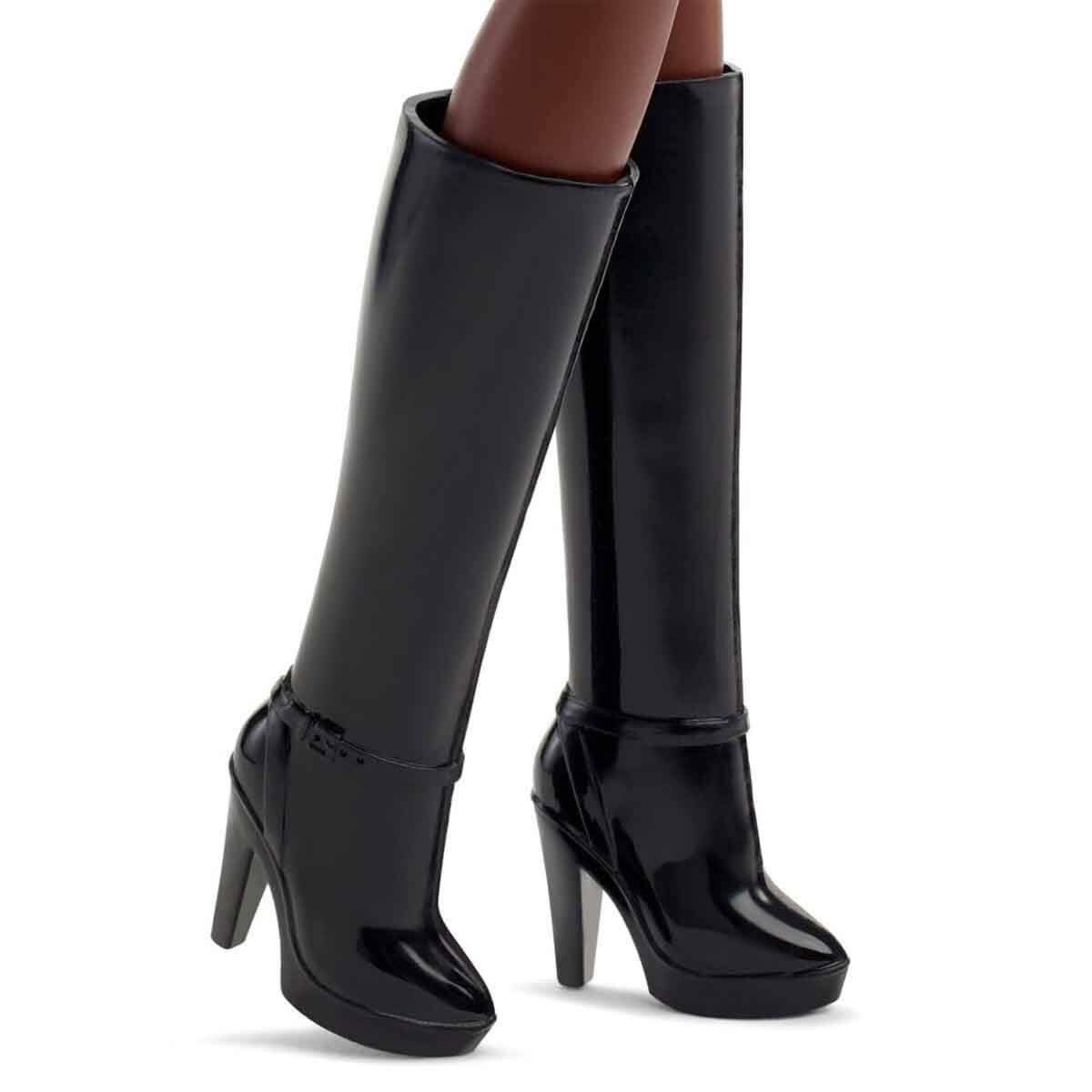 undefined - 24e7e_Barbie_Basics_Ikonik_Koleksiyon_Bebegi_Model_03_JB.jpg