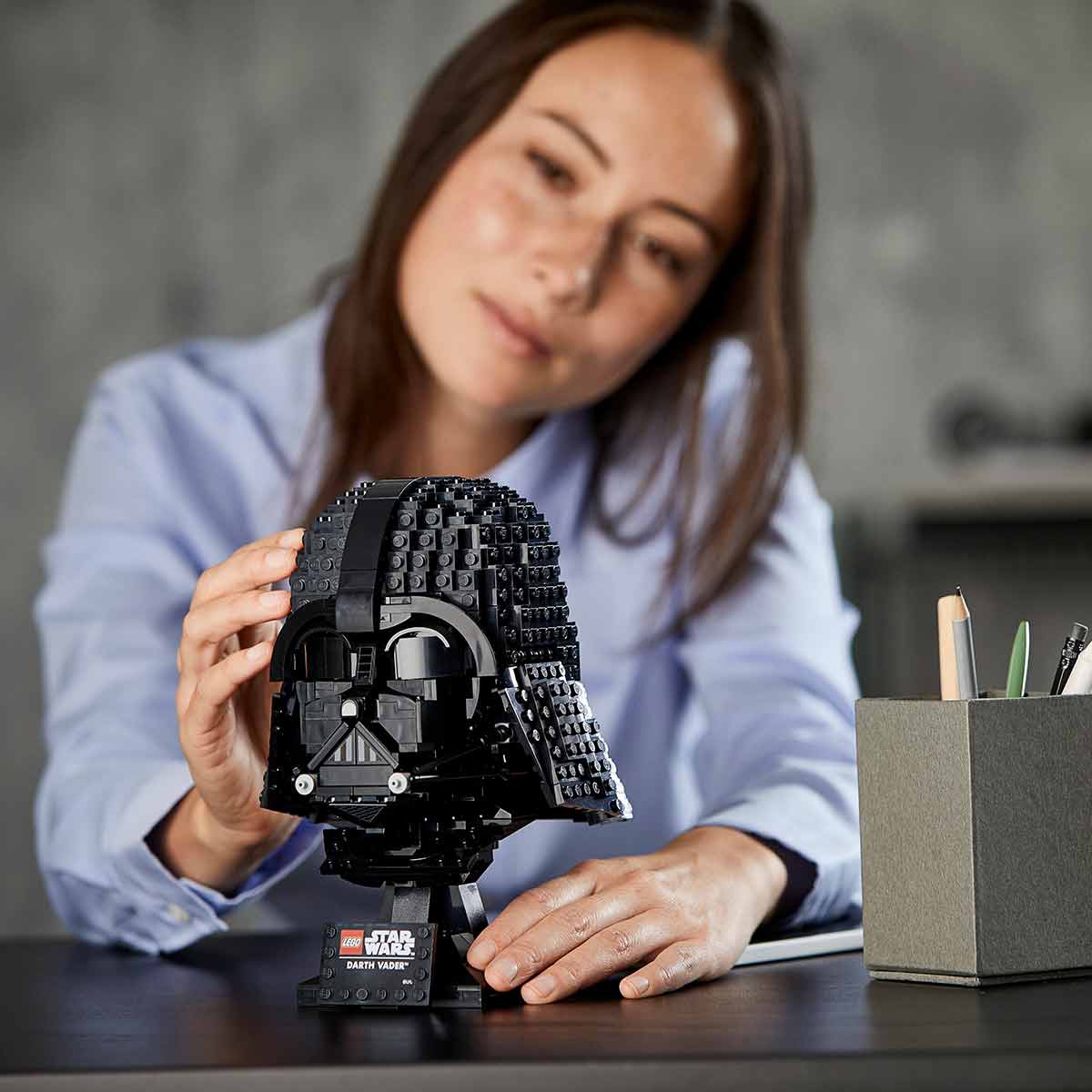 undefined - 25560_LEGO_Star_Wars_Darth_Vader_Kaski_75304.jpg