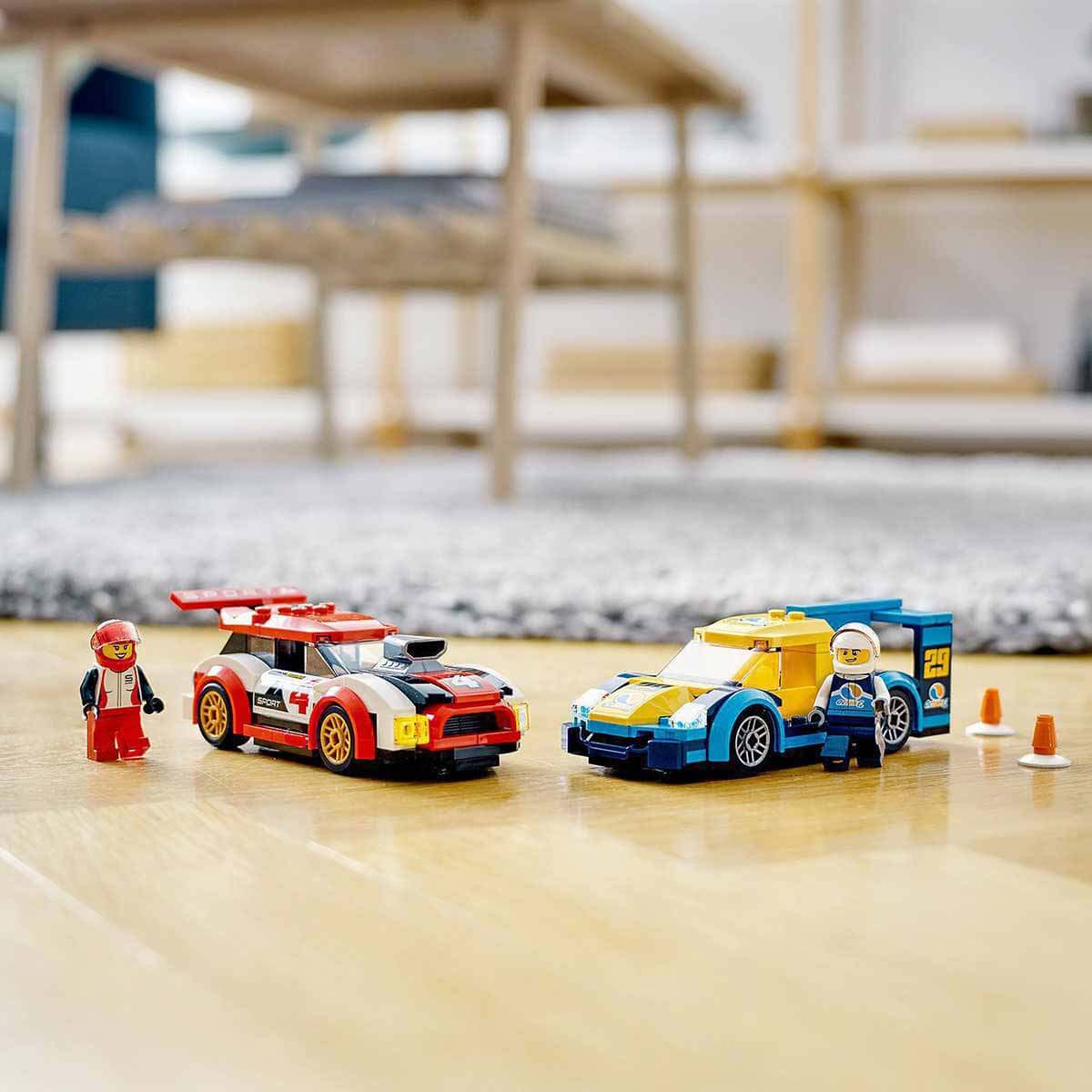undefined - 2586a_LEGO_City_Nitro_Wheels_Yaris_Arabalari_60256.jpg