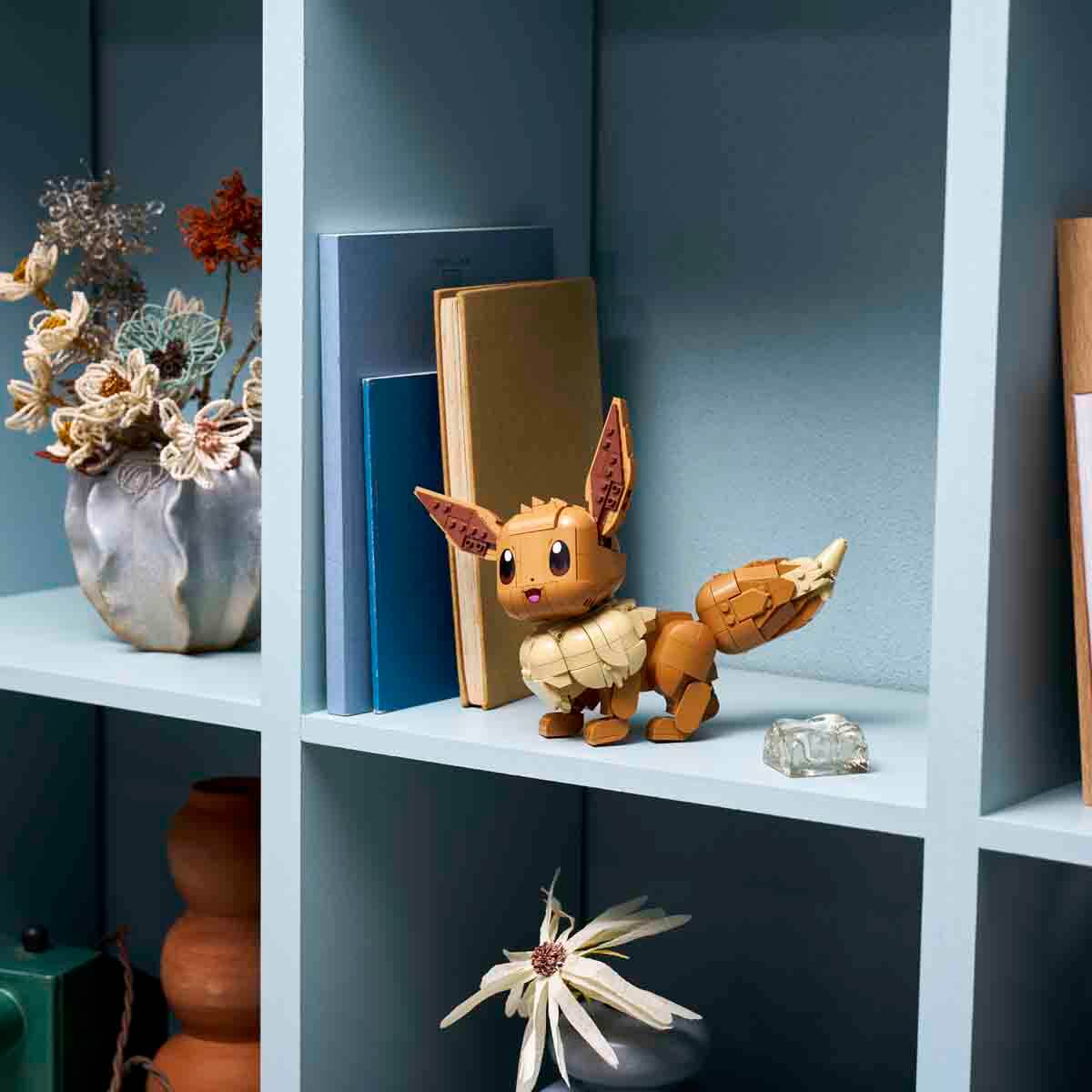 undefined - 29b8f_LEGO_Pokemon_Eevee_72151_.jpg