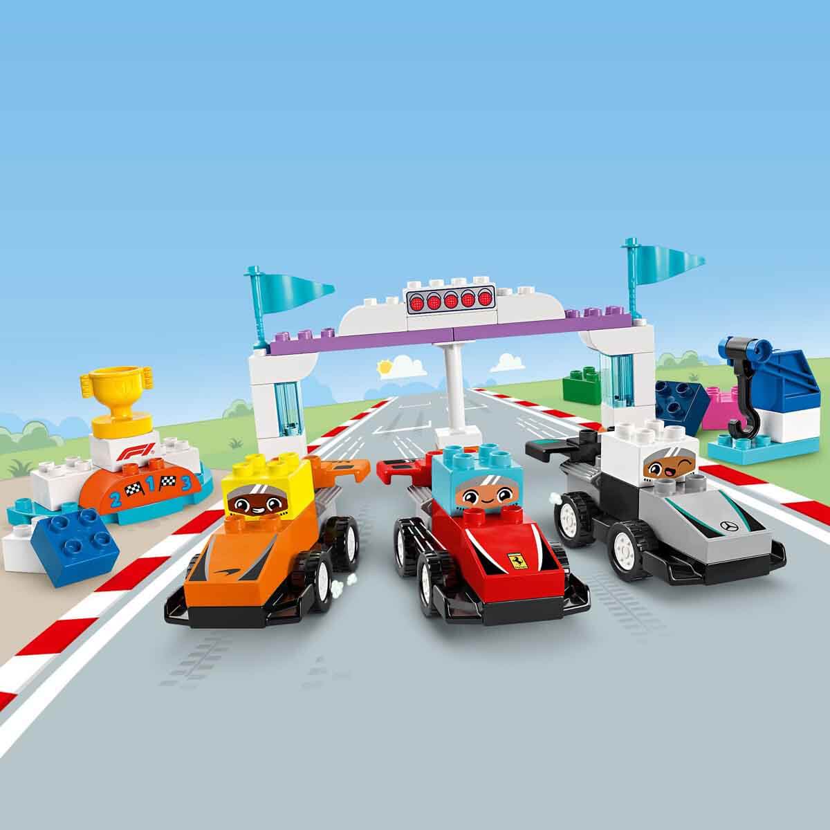 undefined - 29d15_LEGO_DUPLO_Kasabasi_F1_Takimi_Yaris_Arabalari_ve_S.jpg