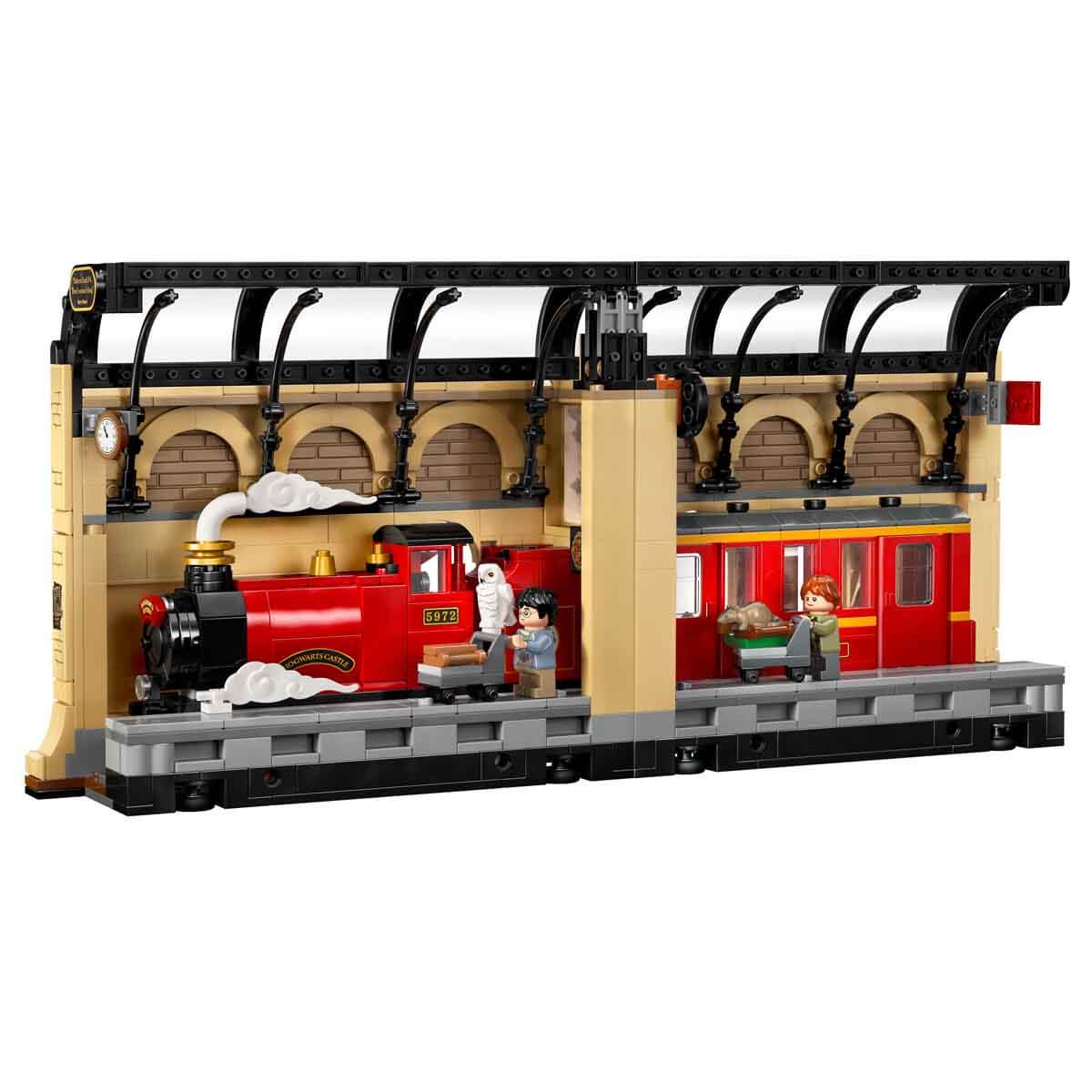 undefined - 2cc7b_LEGO_Harry_Potter_Kitaplik_Dekoru_Hogwarts_Ekspres.jpg