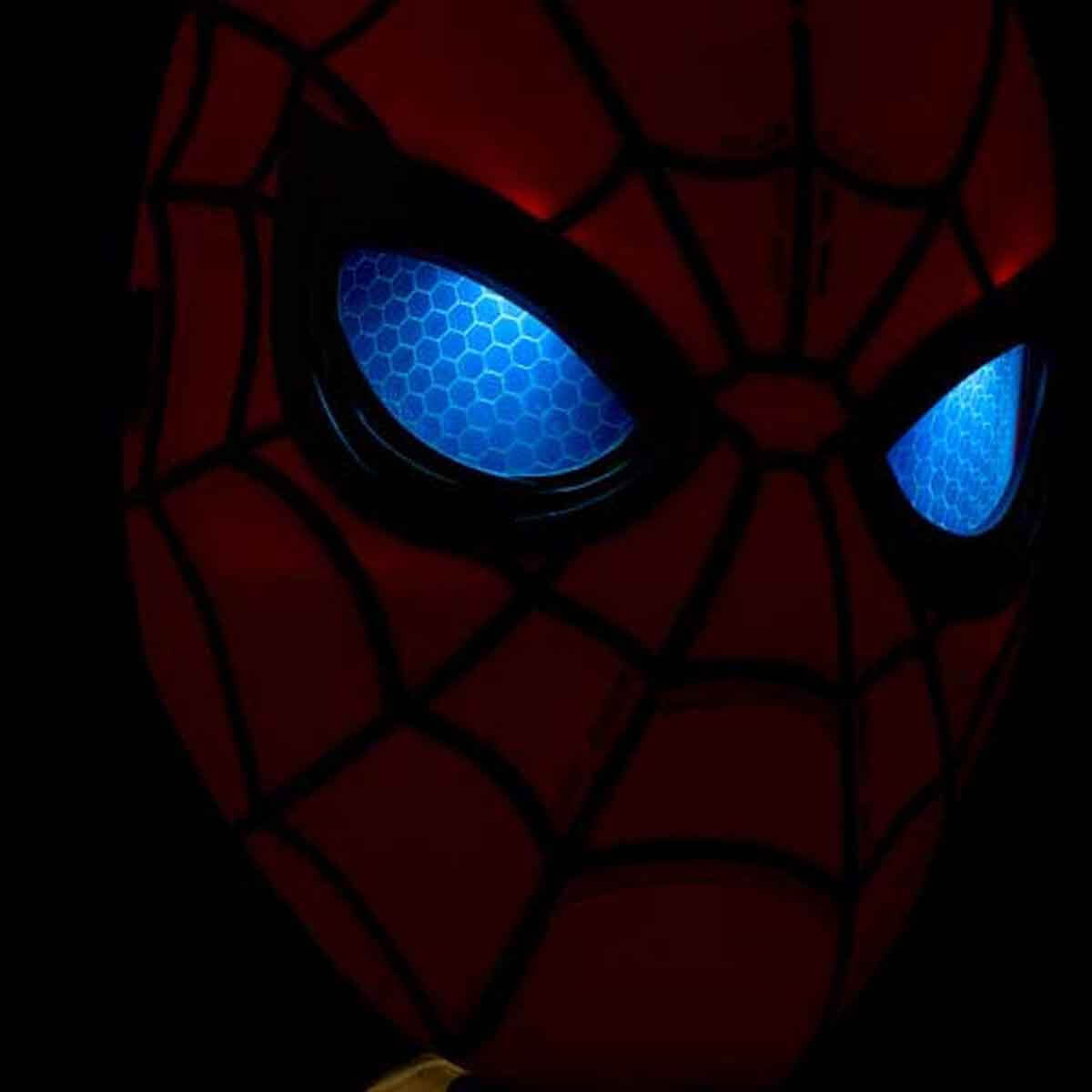 undefined - 2dcd1_Sesli_ve_Isikli_Spider_Man_Maske.jpg