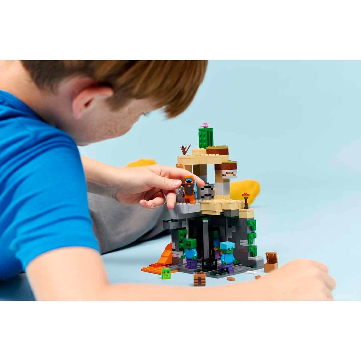 undefined - 2f14f_LEGO_Minecraft_Zombi_Zindani_21587_.jpg