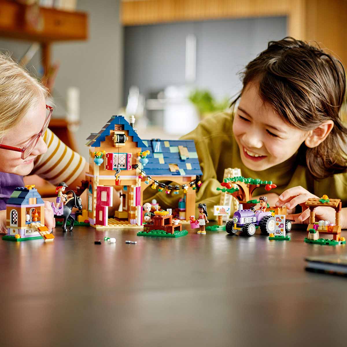 undefined - 2f301_LEGO_Friends_Organik_Ciftlik_41721.jpg