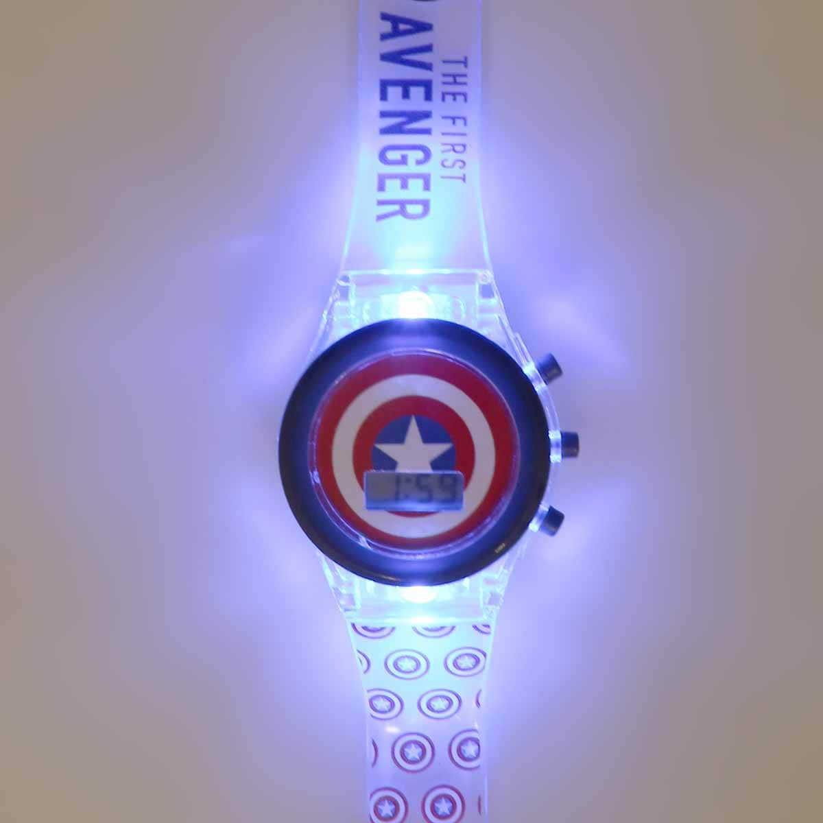 undefined - 2f751_Marvel_Avengers_Led_Isikli_Dijital_Kol_Saati_OTTO4.jpg