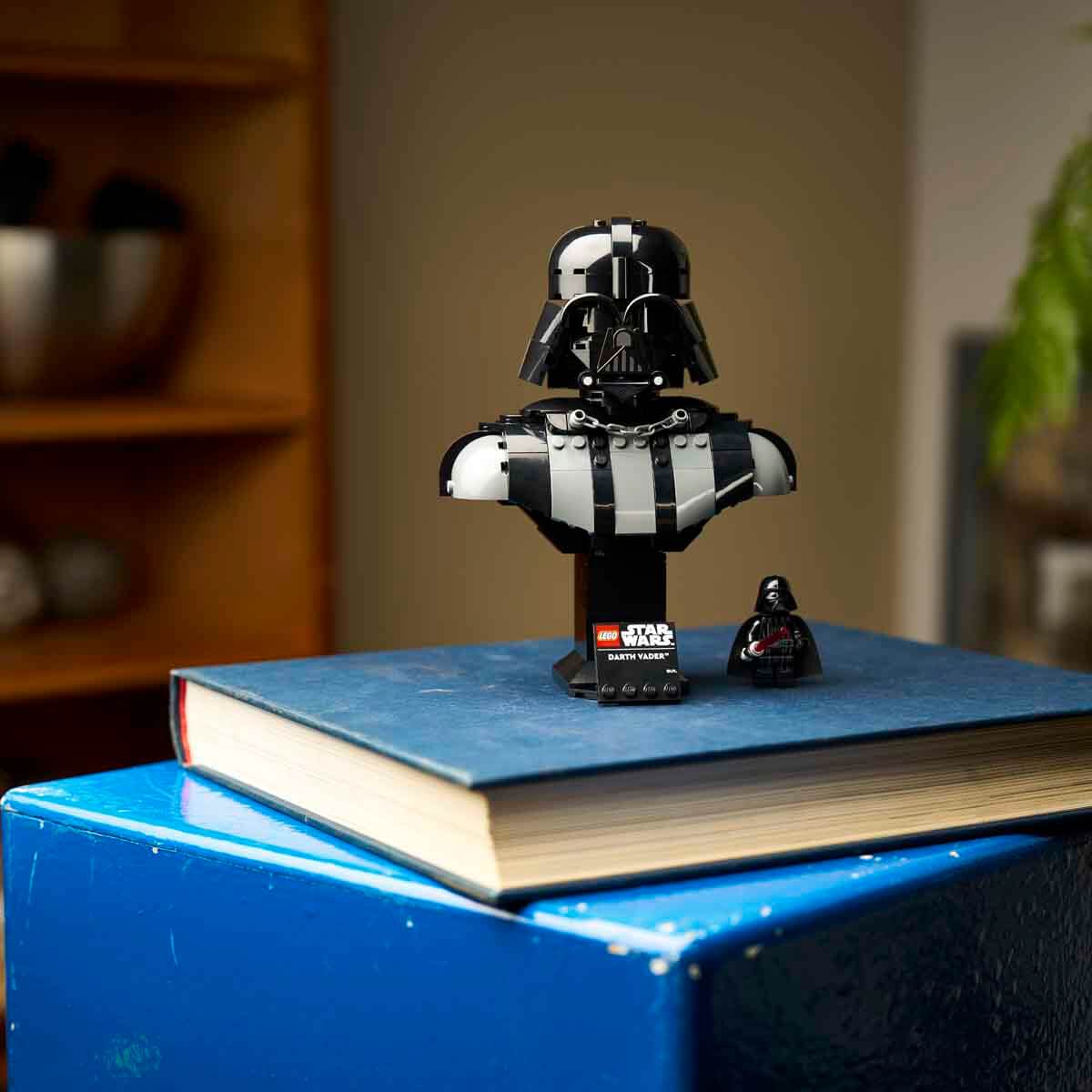 undefined - 2f87a_LEGO_Star_Wars_Darth_Vader_Bustu_75439.jpg