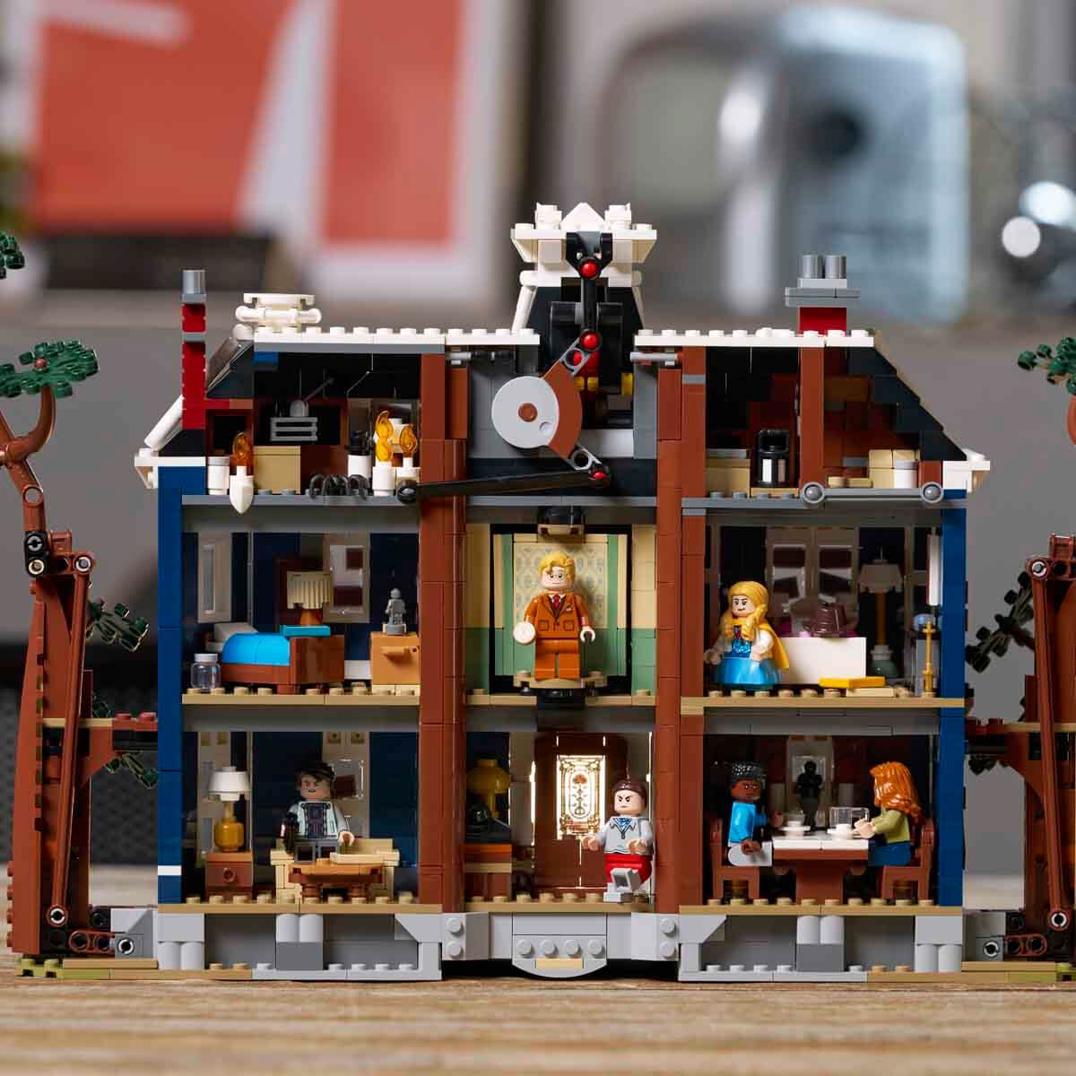 undefined - 3082f_LEGO_Icons_Stranger_Things_Creel_Ailesinin_Evi_113.jpg