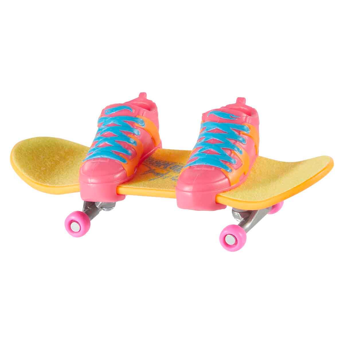 undefined - 3115b_Hot_Wheels_Skate_Neon_Temali_Parmak_Kaykay_ve_Ayak.jpg