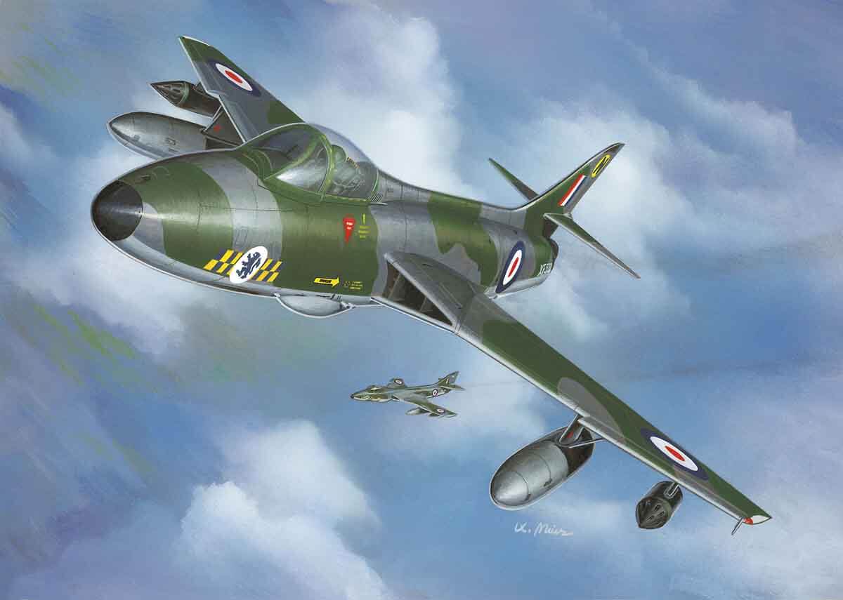 undefined - 3245a_Revell_1_144_Hawker_Hunter_FGA.9_VSU03833.jpg