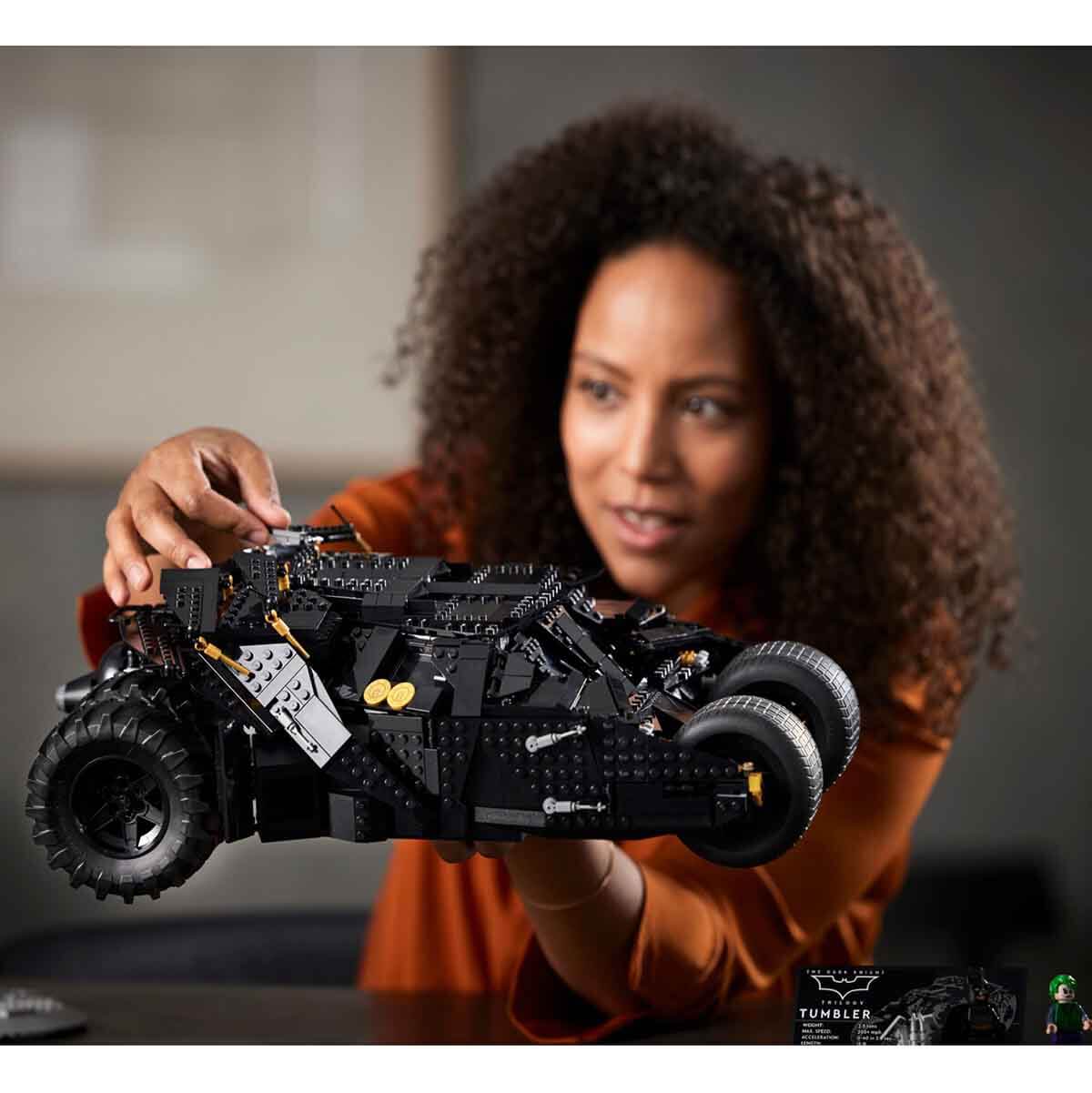 undefined - 326d8_LEGO_DC_Comics_Super_Heroes_Batmobile_Tumbler.jpg