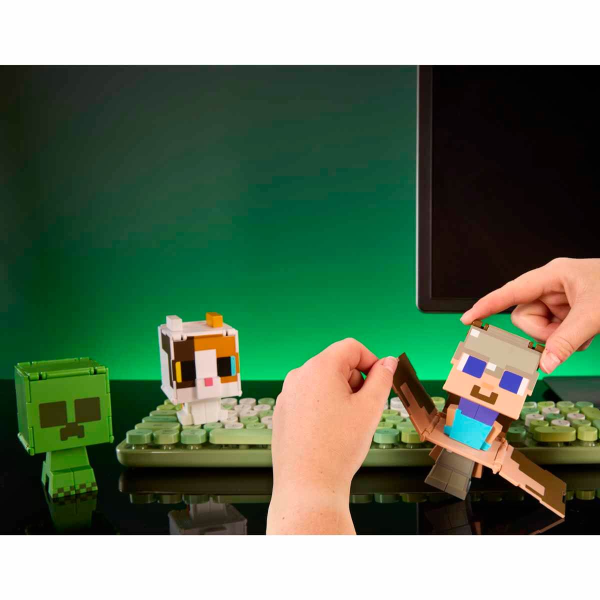 undefined - 33bf8_Minecraft_Flipping_Figs_2in1_Donusen_Figur_HTL43.jpg