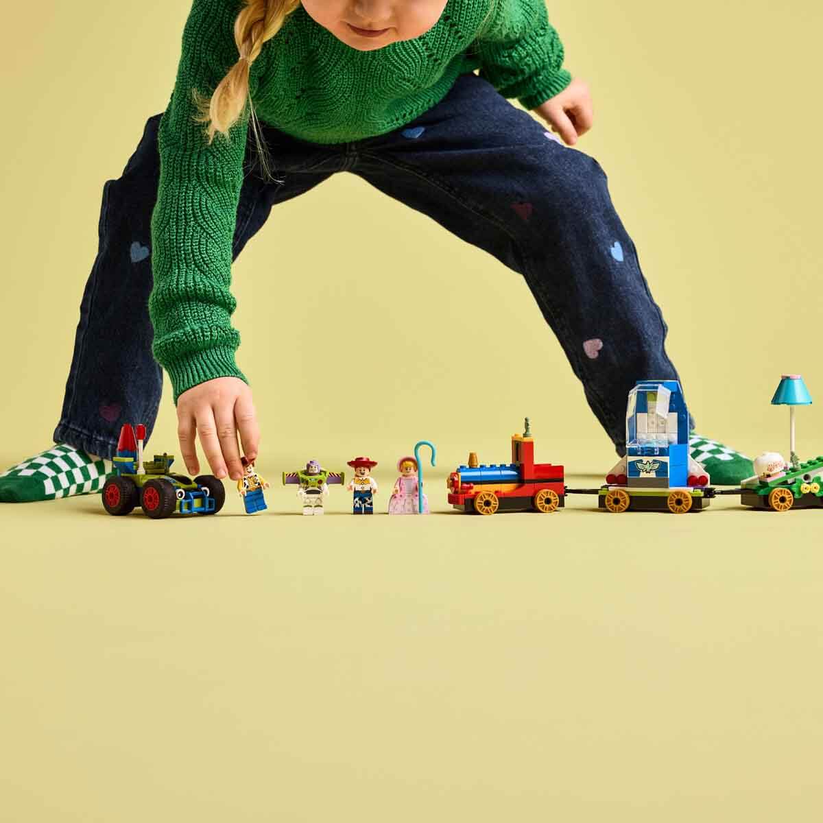 undefined - 33d42_LEGO_Disney_ve_Pixar_Oyuncak_Hikayesi_Kutlama_Tren.jpg