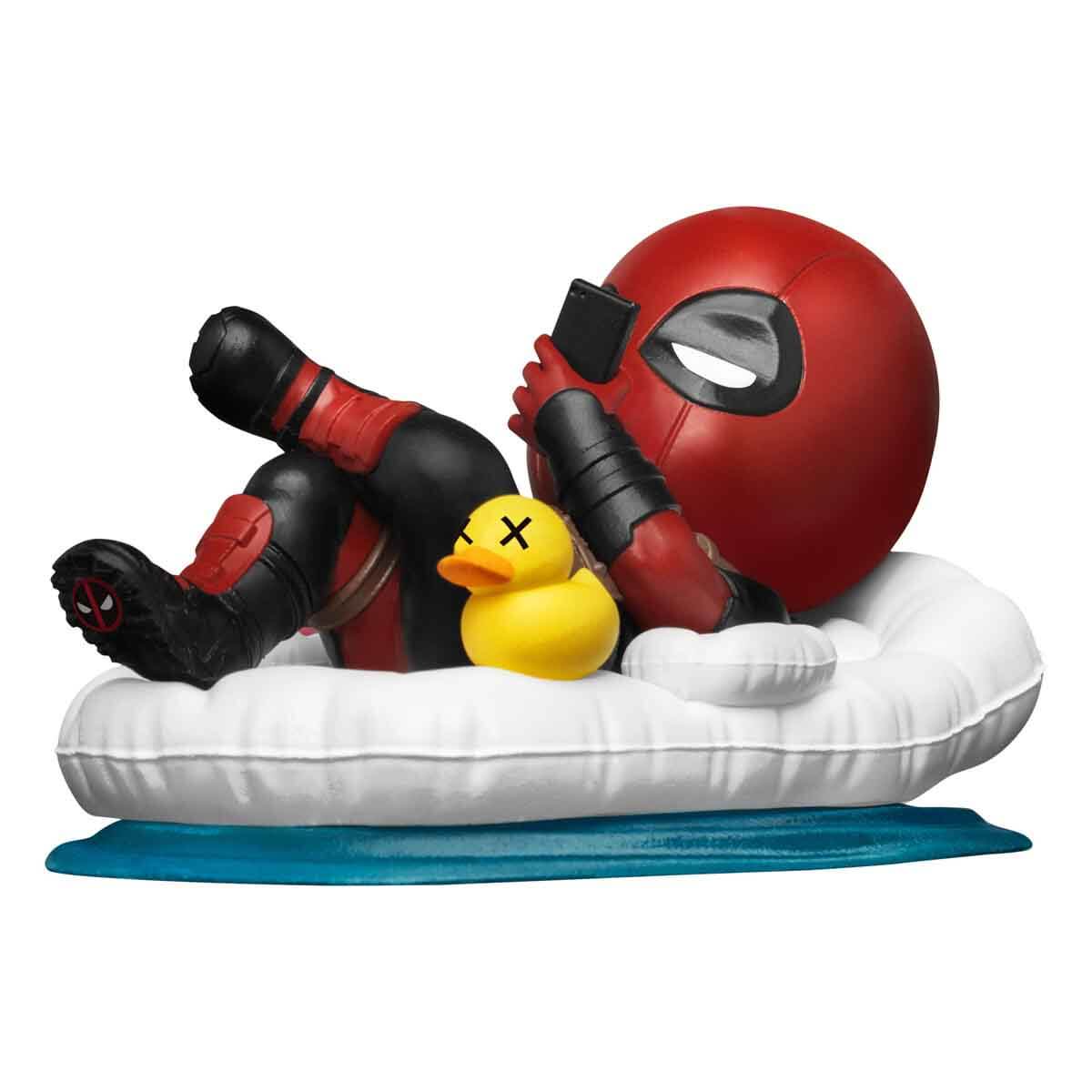 undefined - 33d63_Deadpool_HeroBox_Action_Hero_Serisi_Surpriz_Figur_.jpg
