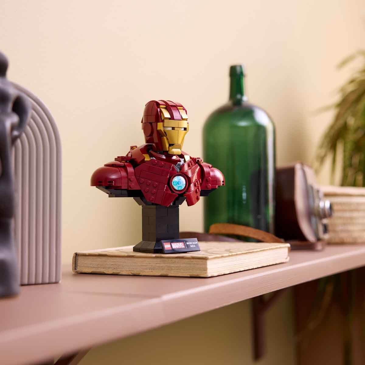 undefined - 33ea7_LEGO_Marvel_Iron_Man_MK4_Bustu_76327_.jpg