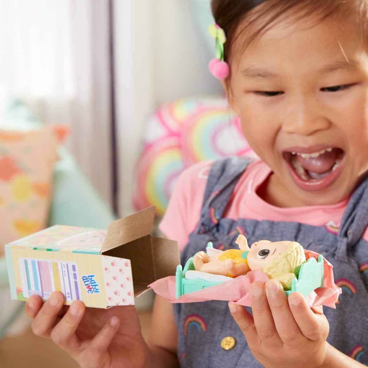 undefined - 3566b_Baby_Alive_Foodie_Cuties_Surpriz_Canta_Tatlilar_S1.jpg