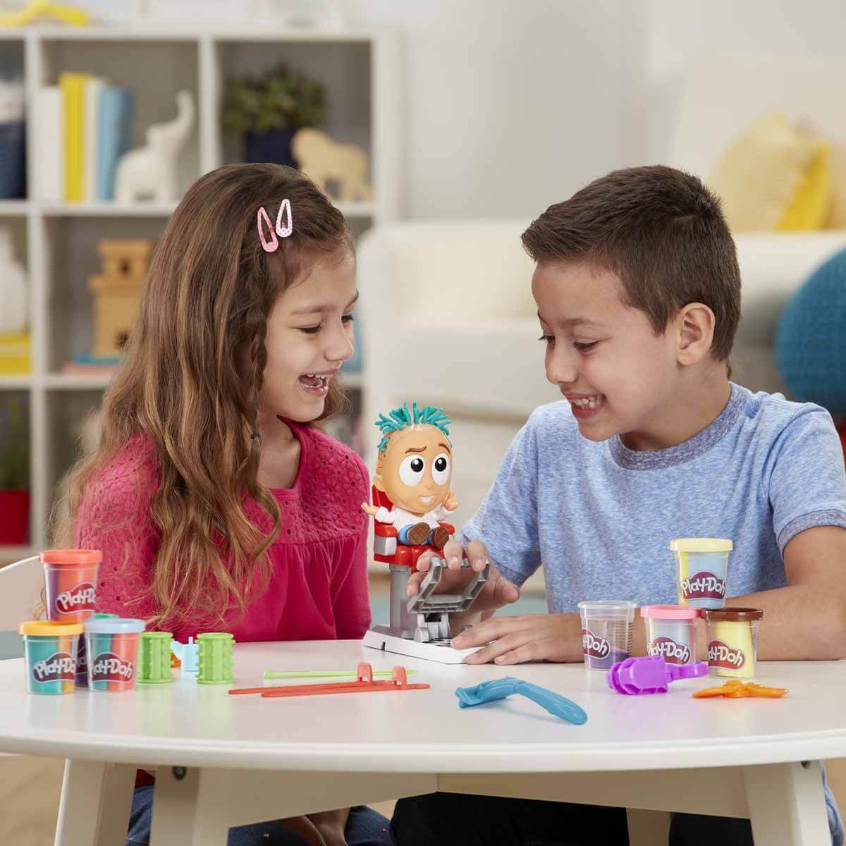 undefined - 35921_Play_Doh_Cilgin_Kuafor_Oyun_Seti_F1260.jpg