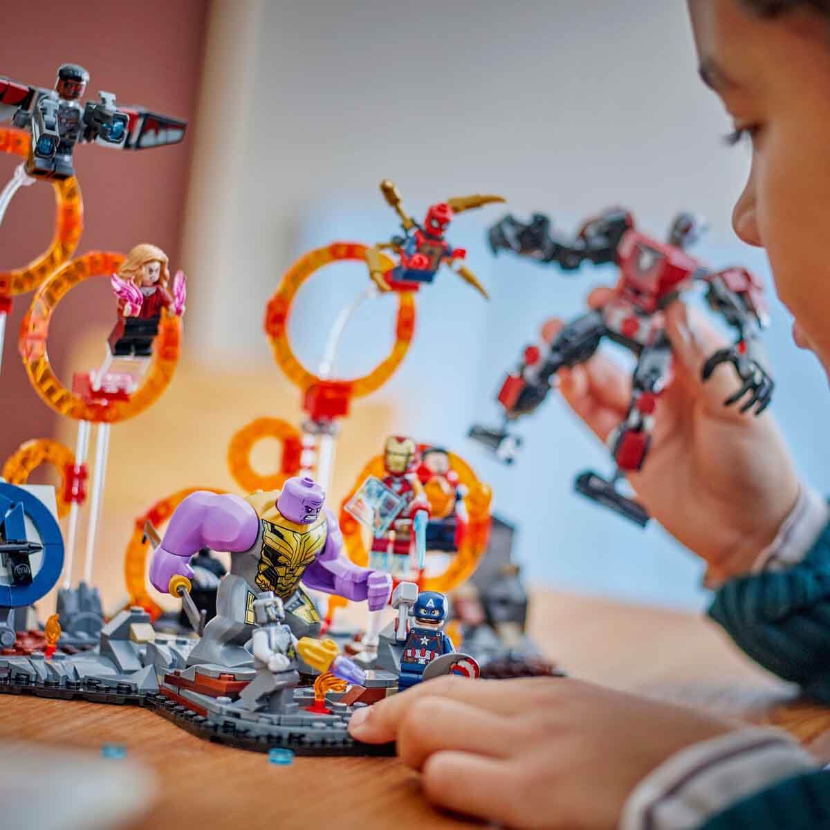 undefined - 37511_LEGO_Marvel_Avengers_Endgame_Son_Savas_76323_.jpg