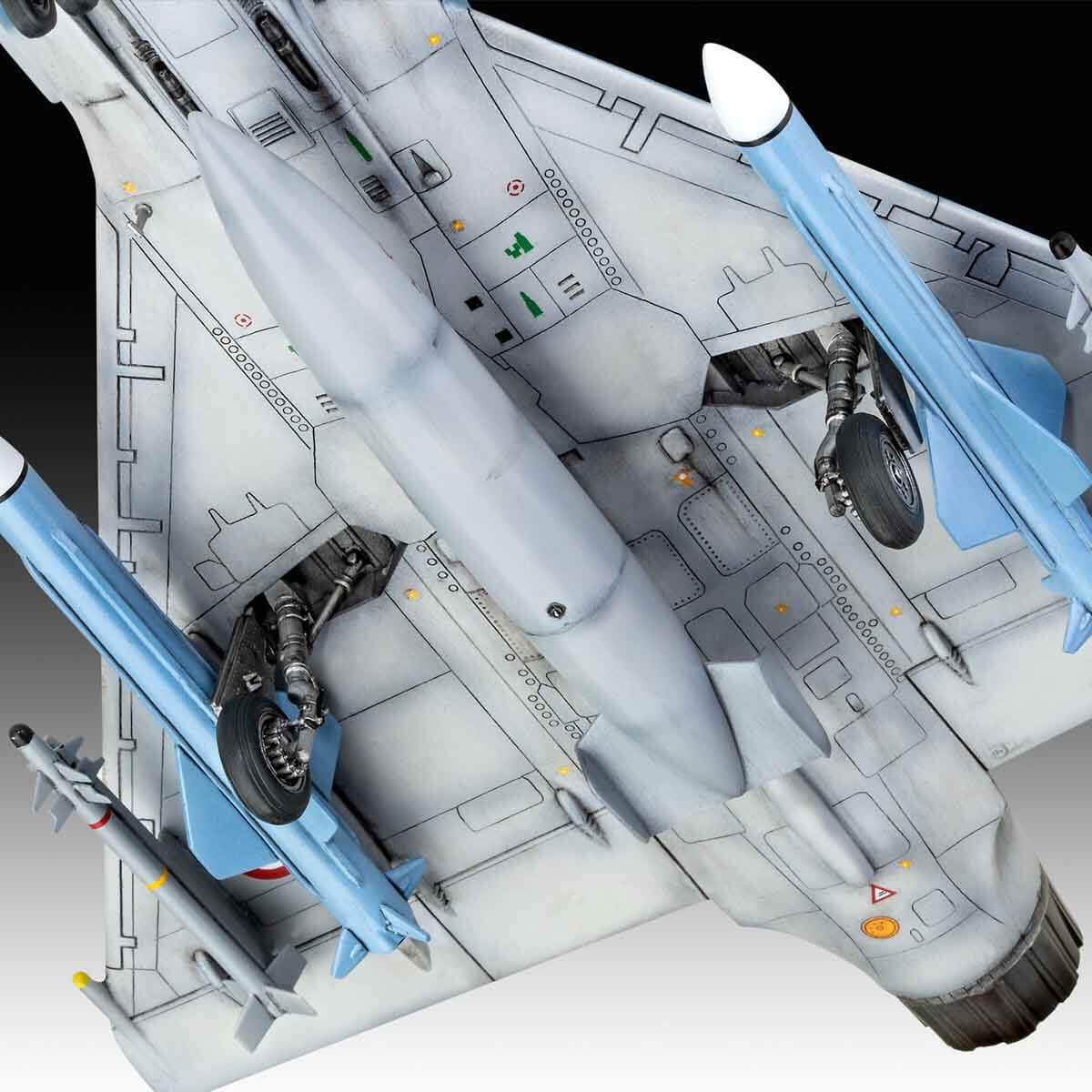 undefined - 387e3_Revell_148_Dassault_Mirage_2000_C_VSA03813.jpg