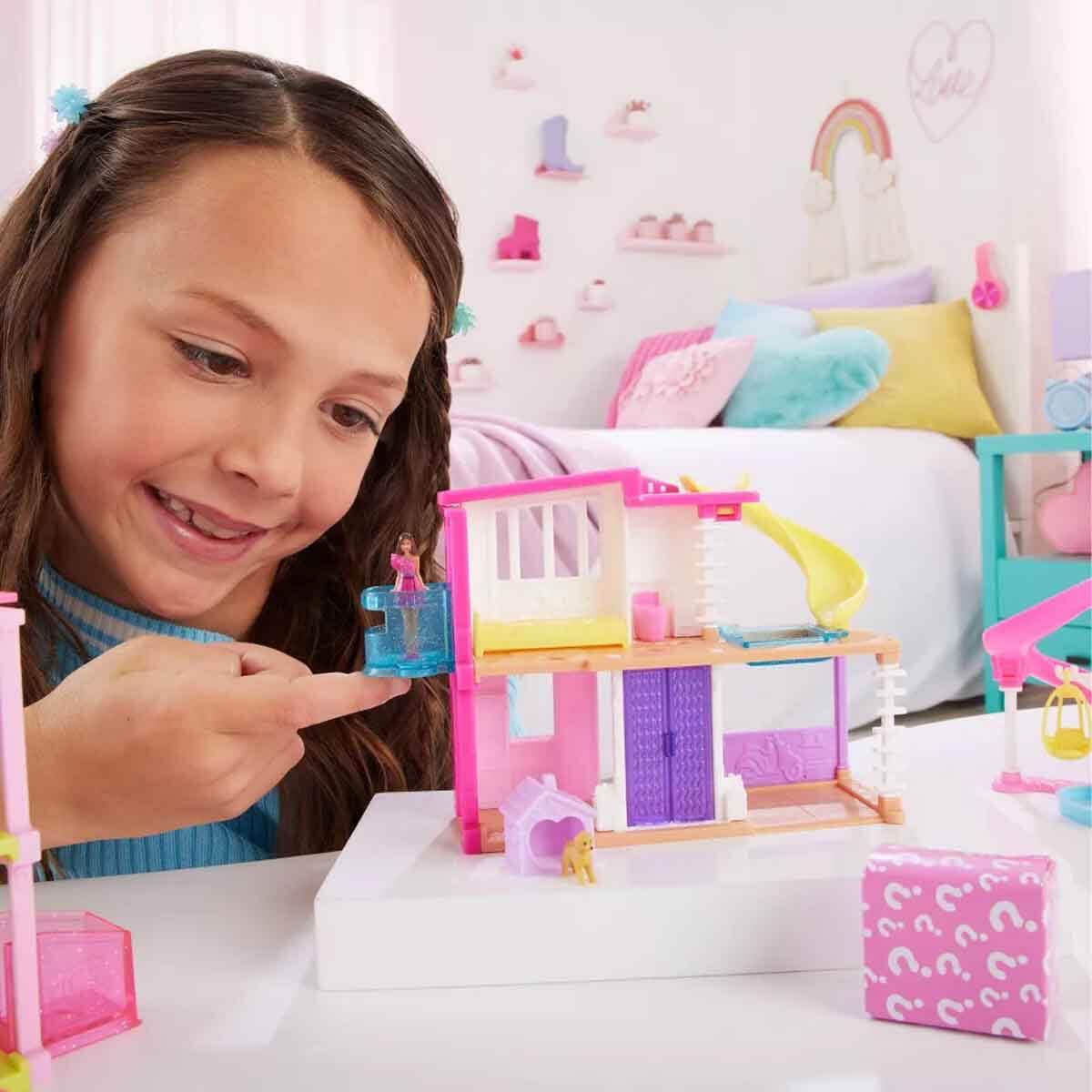 undefined - 39592_Mini_Barbieland_Evi_HYF44.jpg