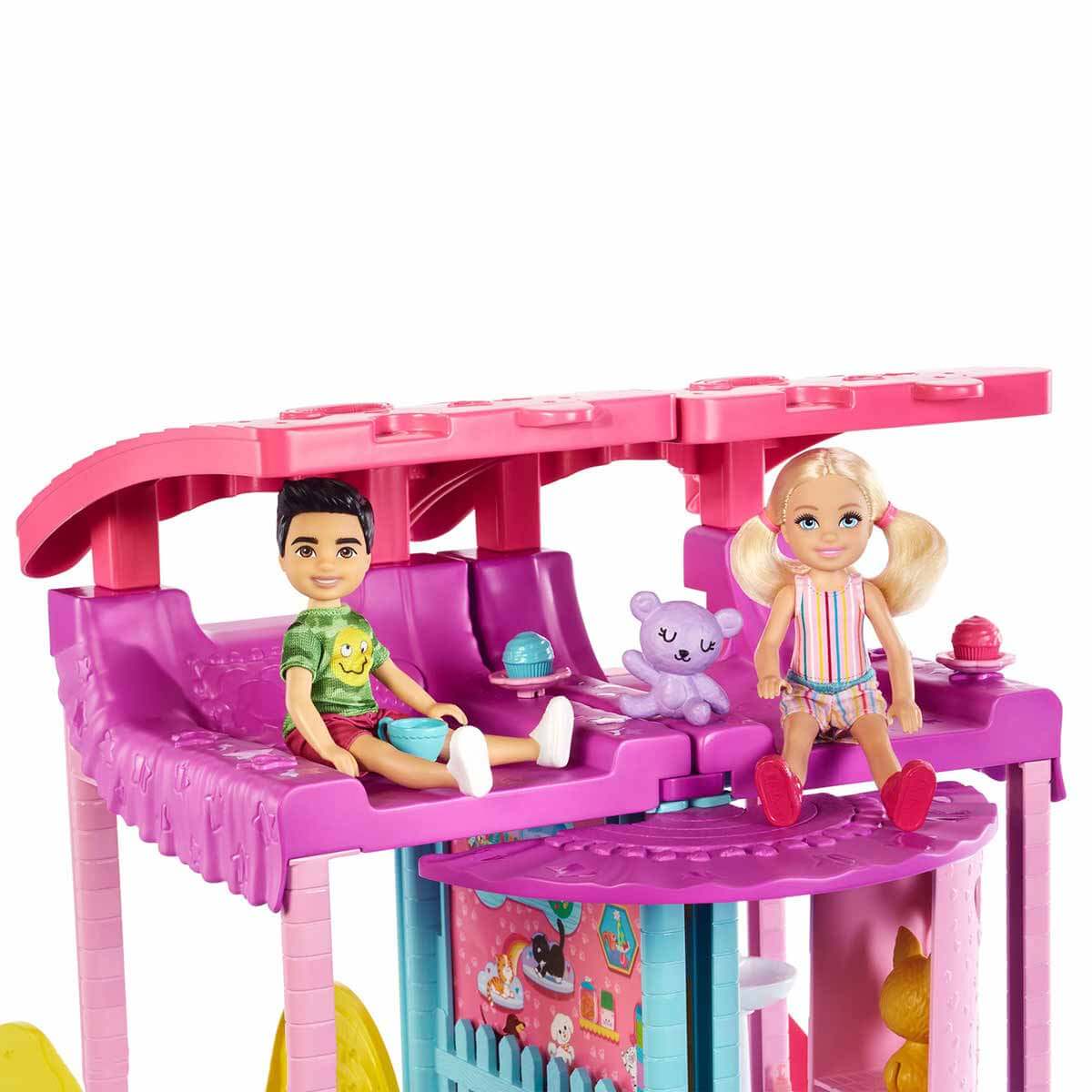 undefined - 3a379_Barbie_Chelsea_Oyun_Evi_HCK77.jpg