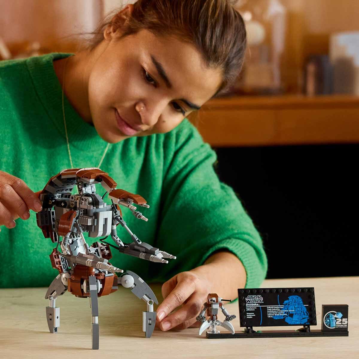 undefined - 3ae9b_LEGO_Star_Wars_Droideka_75381.jpg