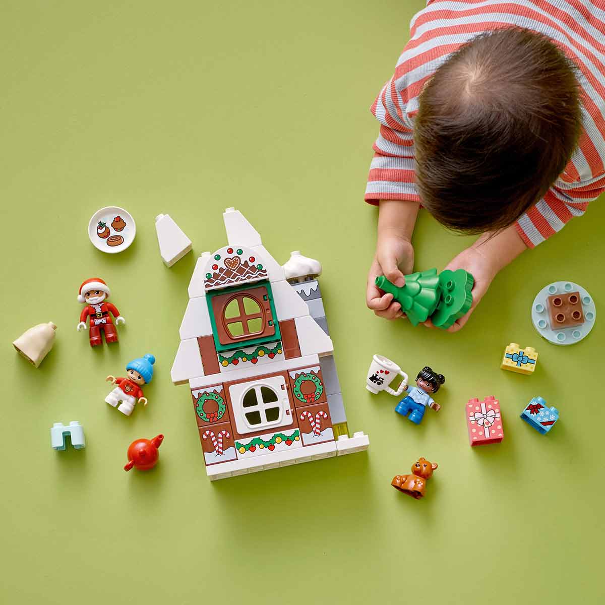 undefined - 3c5cf_LEGO_DUPLO_Noel_Baba___nin_Zencefilli_Kurabiye_Evi.jpg