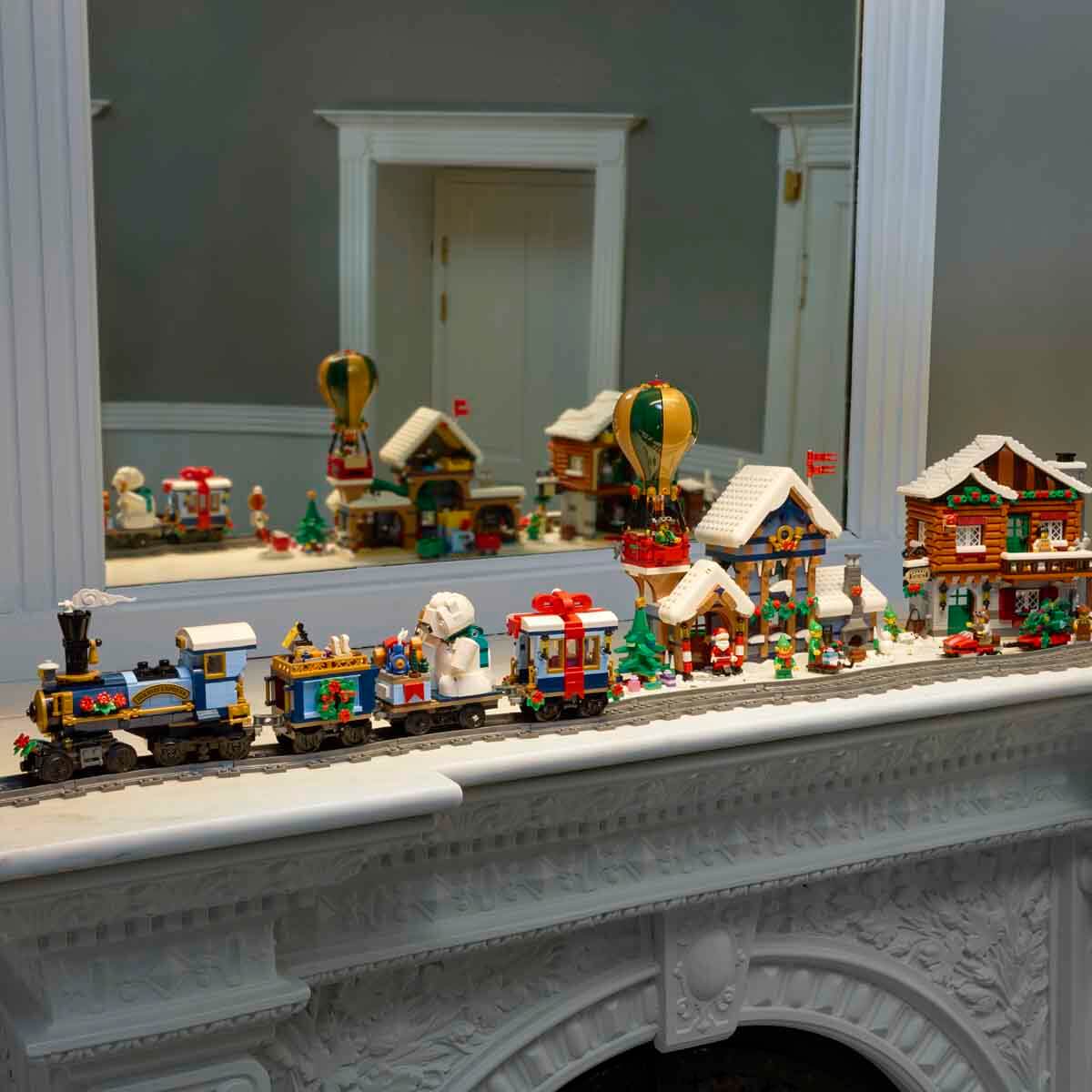 undefined - 3c7b5_LEGO_Icons_Yilbasi_Ekspresi_Treni_10361_.jpg
