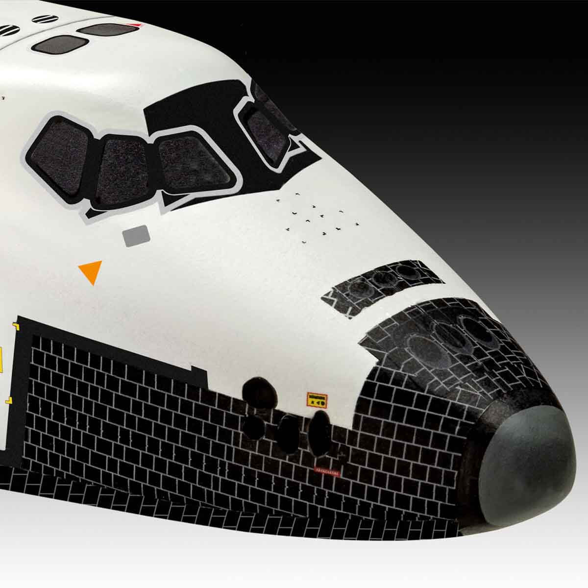 undefined - 3eac5_Revell_1144_007_Moonraker_VG05665.jpg