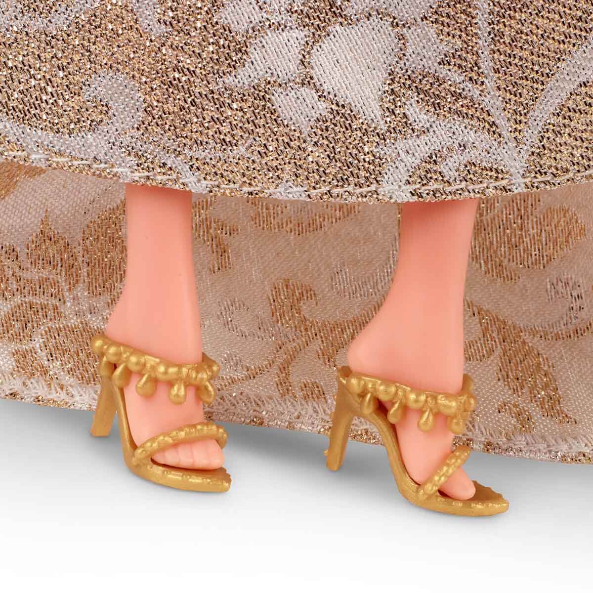 undefined - 40044_Barbie_Signature_Sarisin_Barbie_2025_Mutlu_Yillar_.jpg