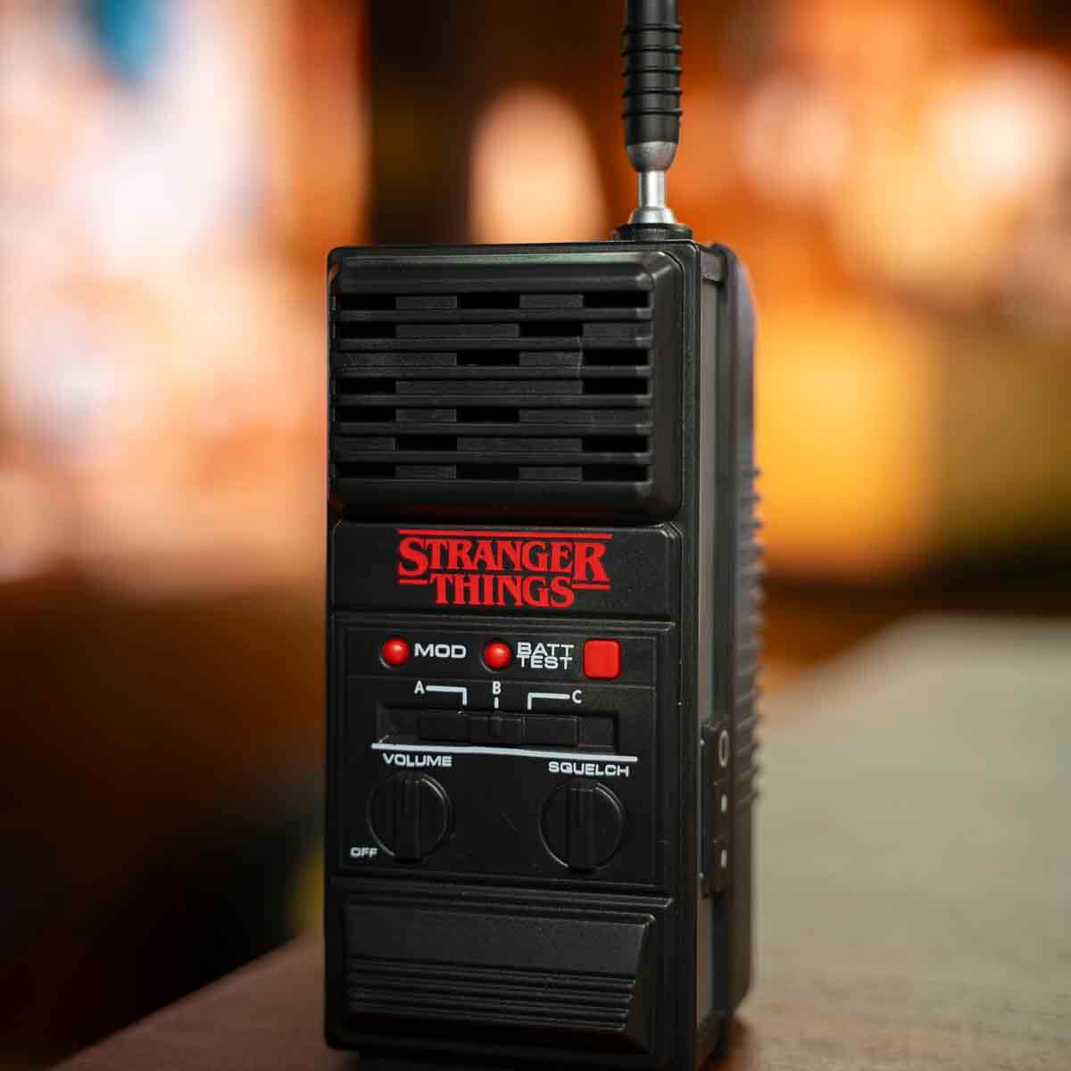 undefined - 402bb_Stranger_Things_Walkie_Talkie_Kapsul_Surpriz_Figur.jpg