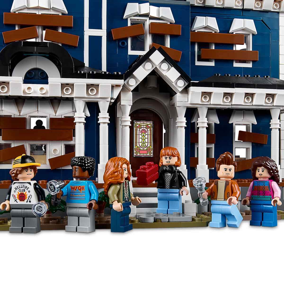 undefined - 40d31_LEGO_Icons_Stranger_Things_Creel_Ailesinin_Evi_113.jpg