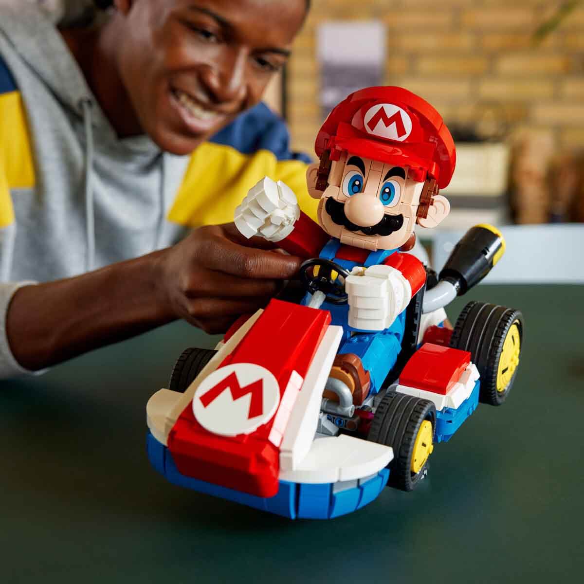 undefined - 438cb_LEGO_Super_Mario_Mario_Kart_Mario_ve_Standard_Kart.jpg