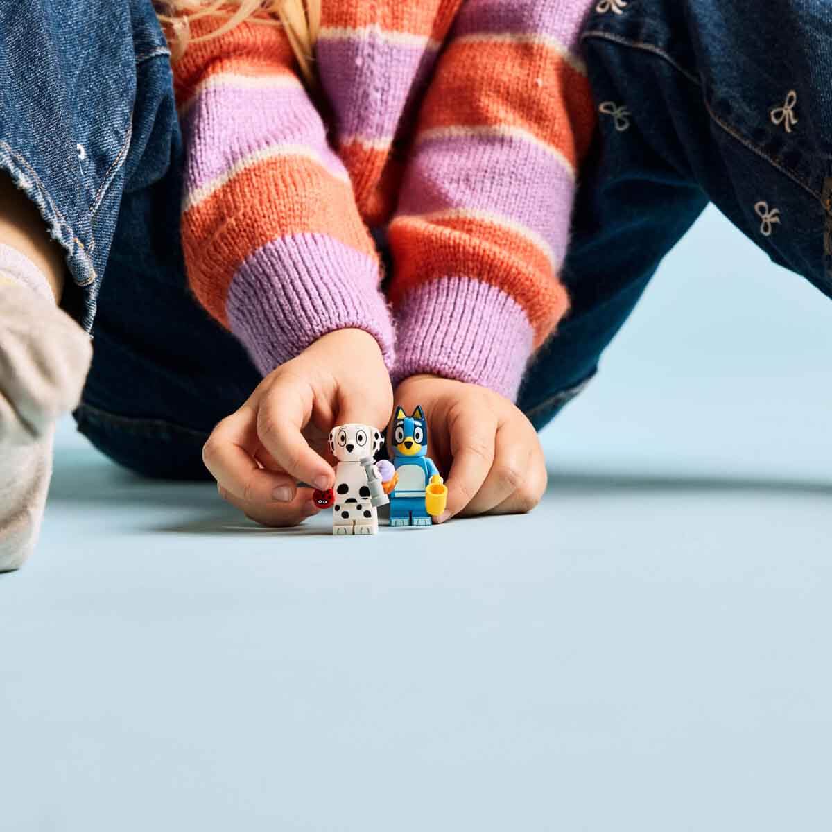 undefined - 44a1a_LEGO_Bluey:_Bluey_ve_Chloe_ile_Oyun_Parki_Eglences.jpg
