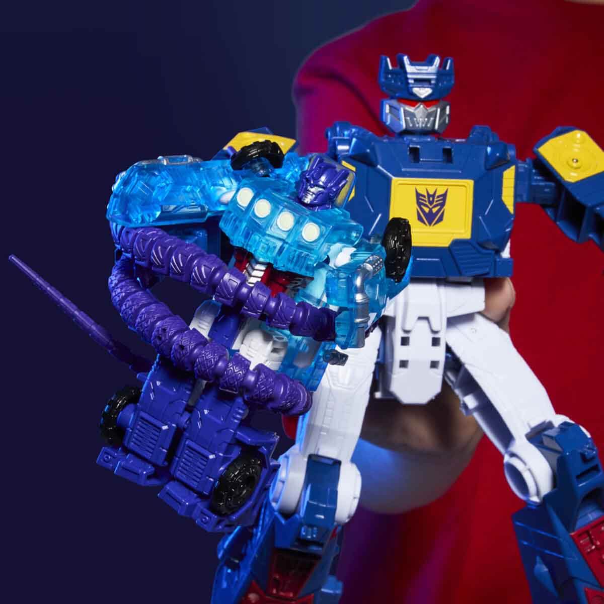 undefined - 453d9_Transformers_Cyberworld_Soundwave_Figuru.jpg