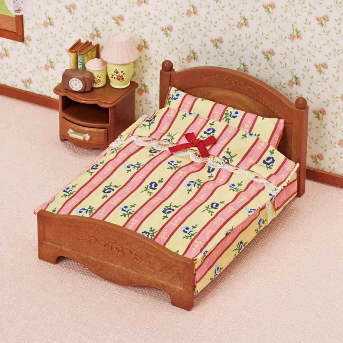 undefined - 456ca_Sylvanian_Families_Yatak_Odasi.jpg