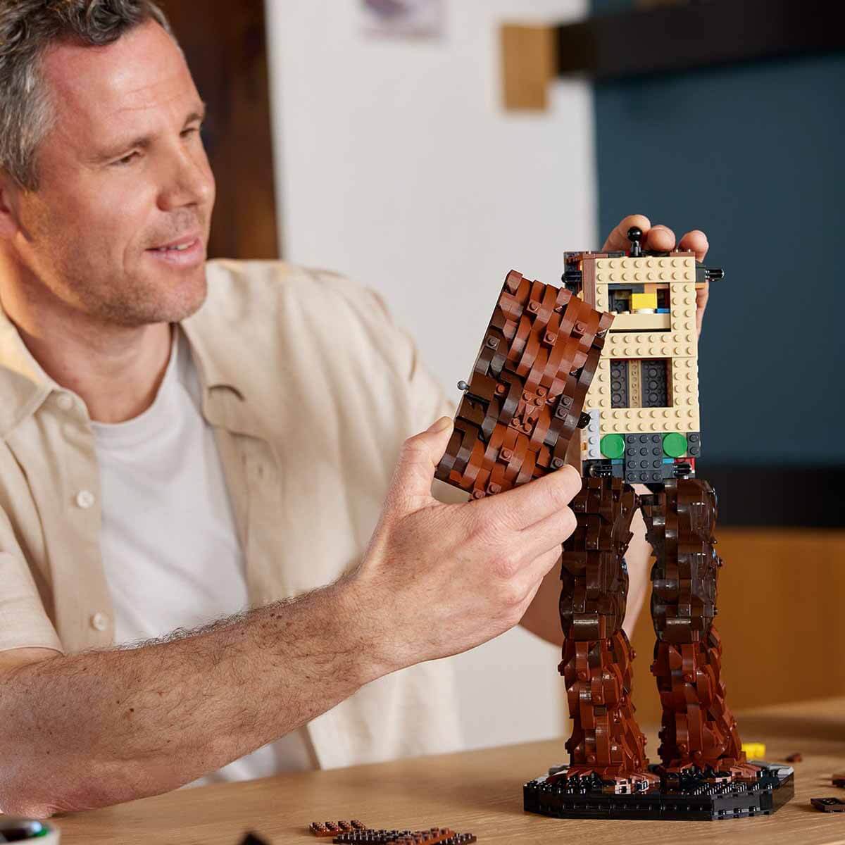 undefined - 46218_LEGO_Star_Wars_Chewbacca_75371.jpg