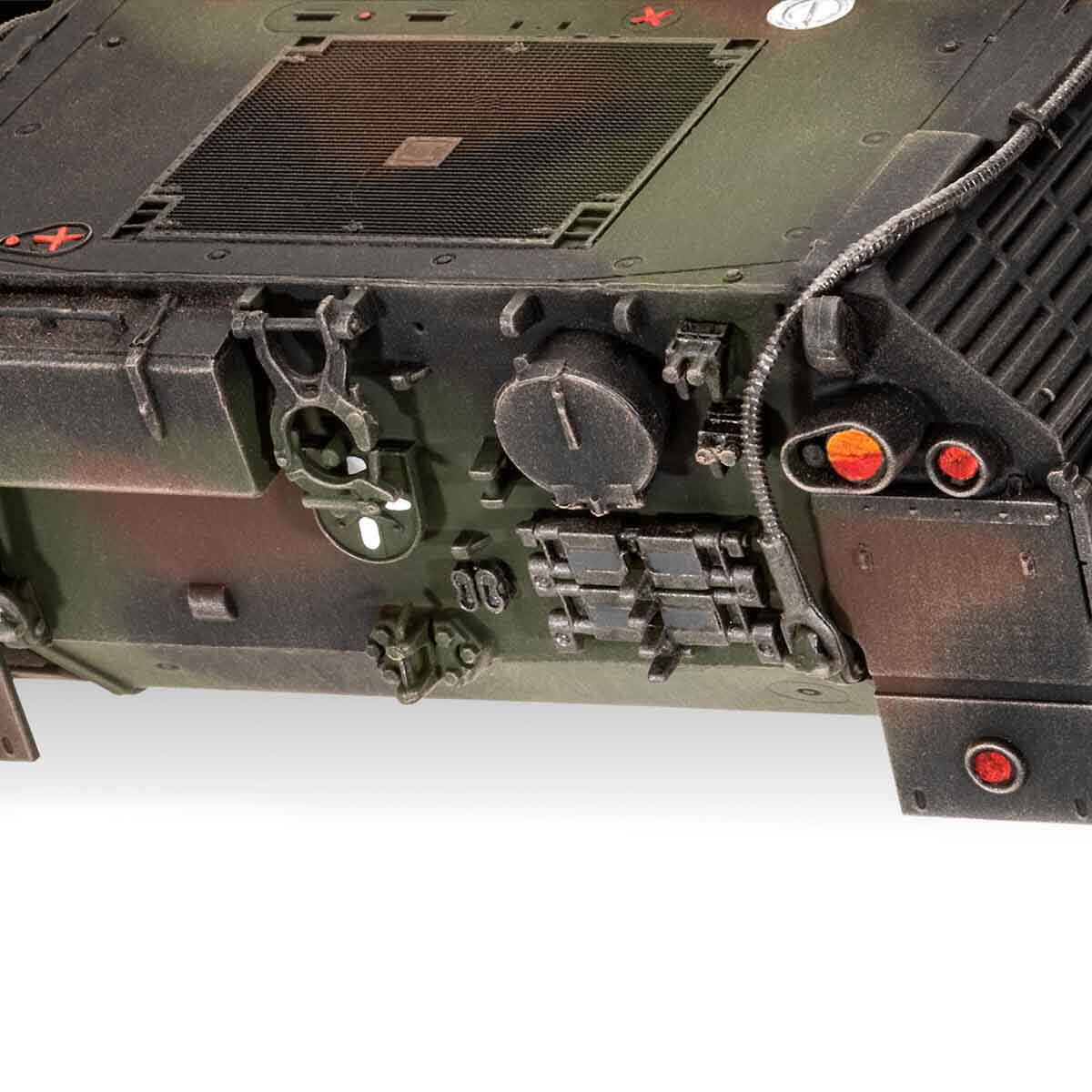 undefined - 47086_Revell_135_Leopard_1_A1A1A1A4_VG05656.jpg