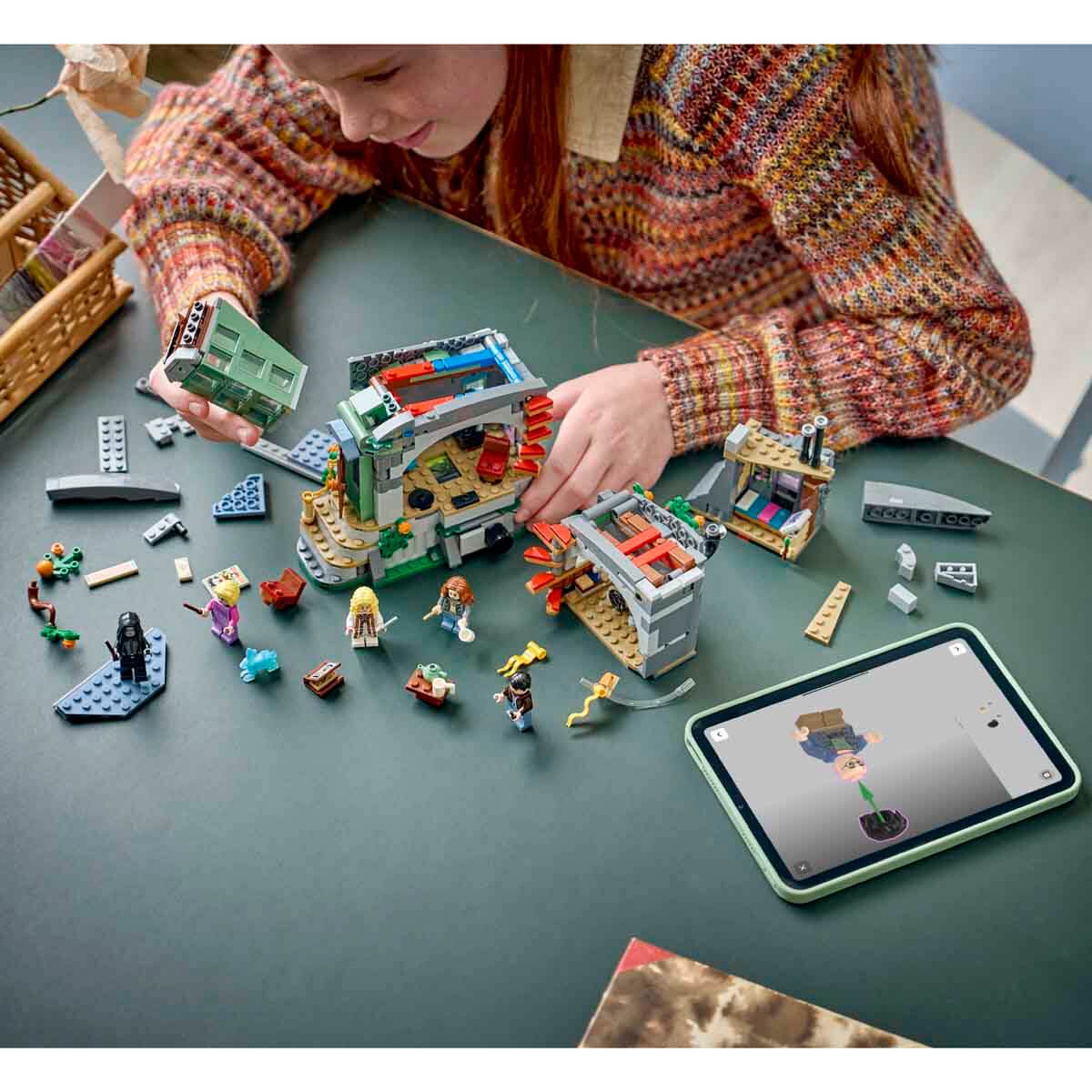 undefined - 470c0_LEGO_Harry_Potter_Luna_Lovegoodun_Evi_76467_.jpg