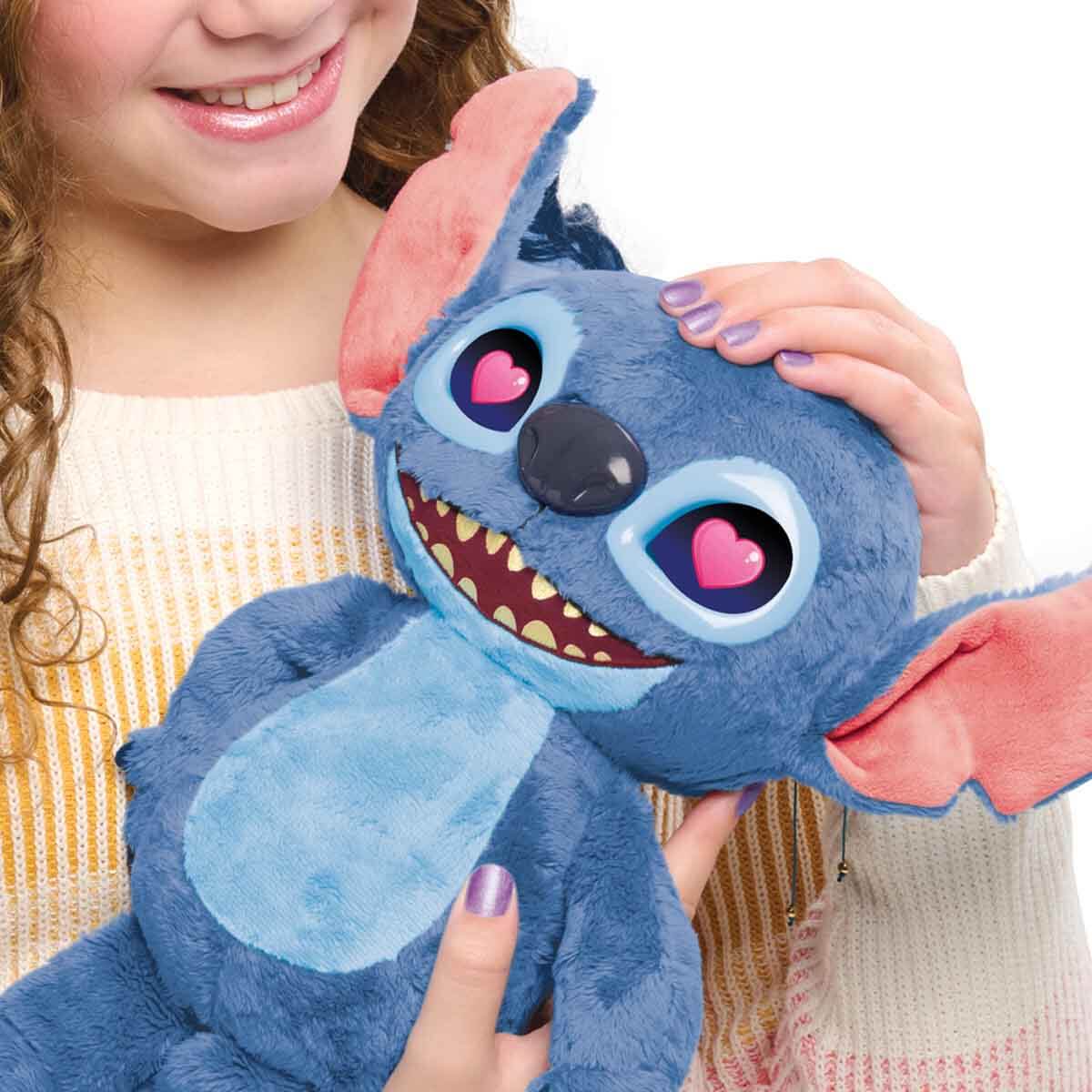 undefined - 47f4c_Sesli_ve_Isikli_Disney_Stitch_Interaktif_Pelus_TTC.jpg