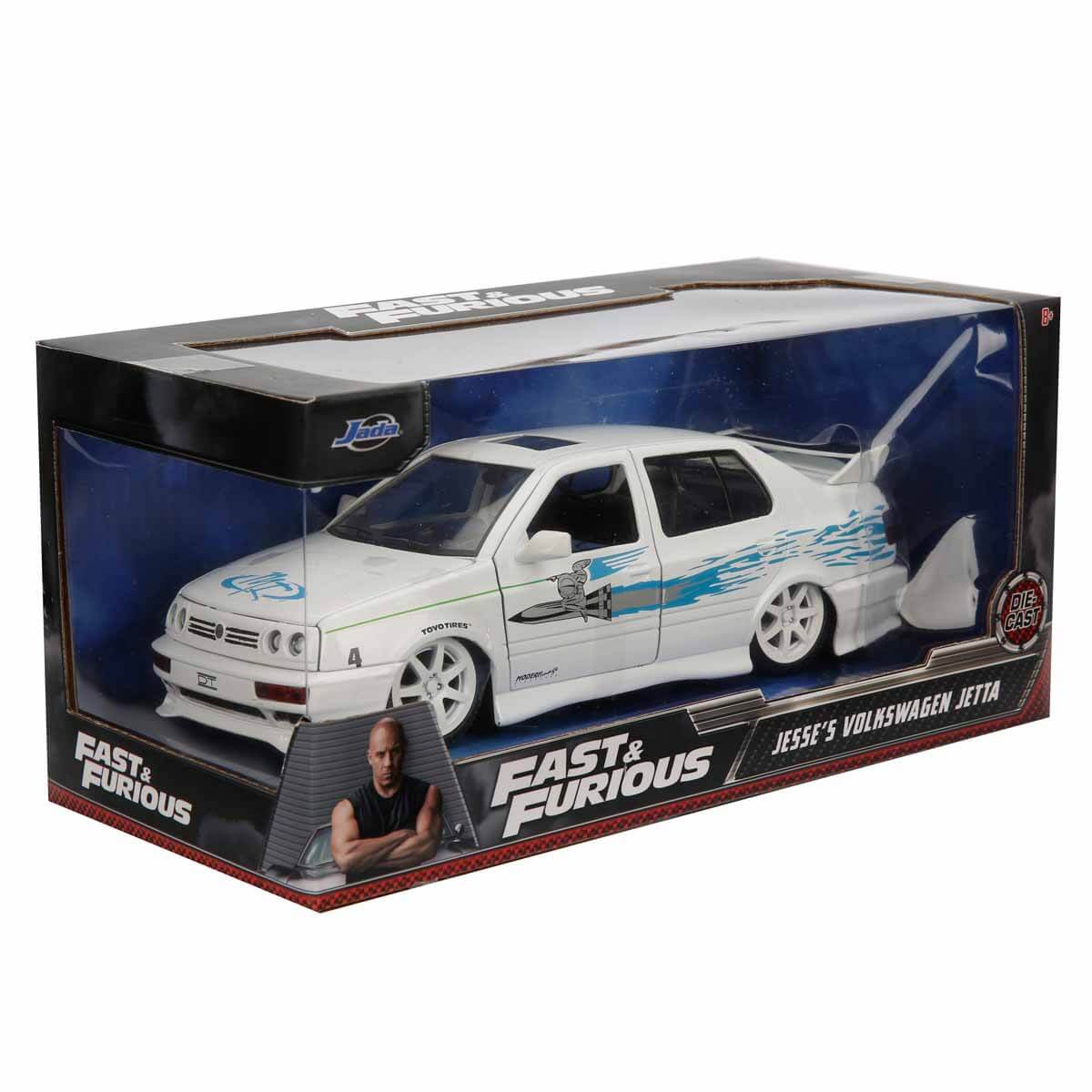 undefined - 49069_1:24_1995_Volkswagen_Jetta_Model_Araba_-_Hizli_ve_.jpg