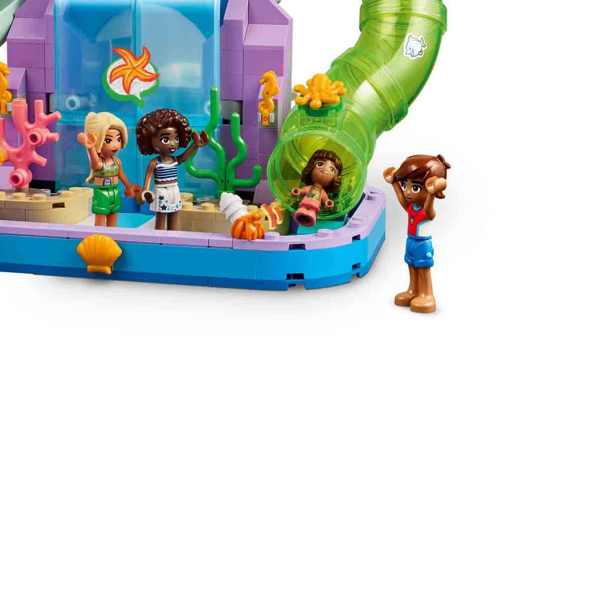 undefined - 494b0_LEGO_Friends_Heartlake_City_Su_Parki_42630_.jpg