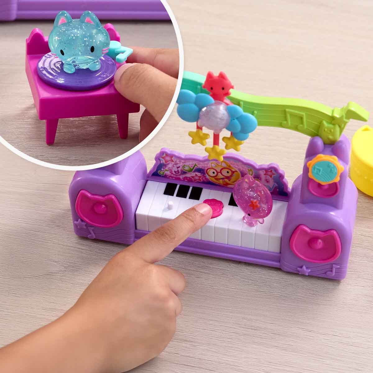 undefined - 4ab22_Gabby___s_Dollhouse_Parti_Oyun_Seti_.jpg
