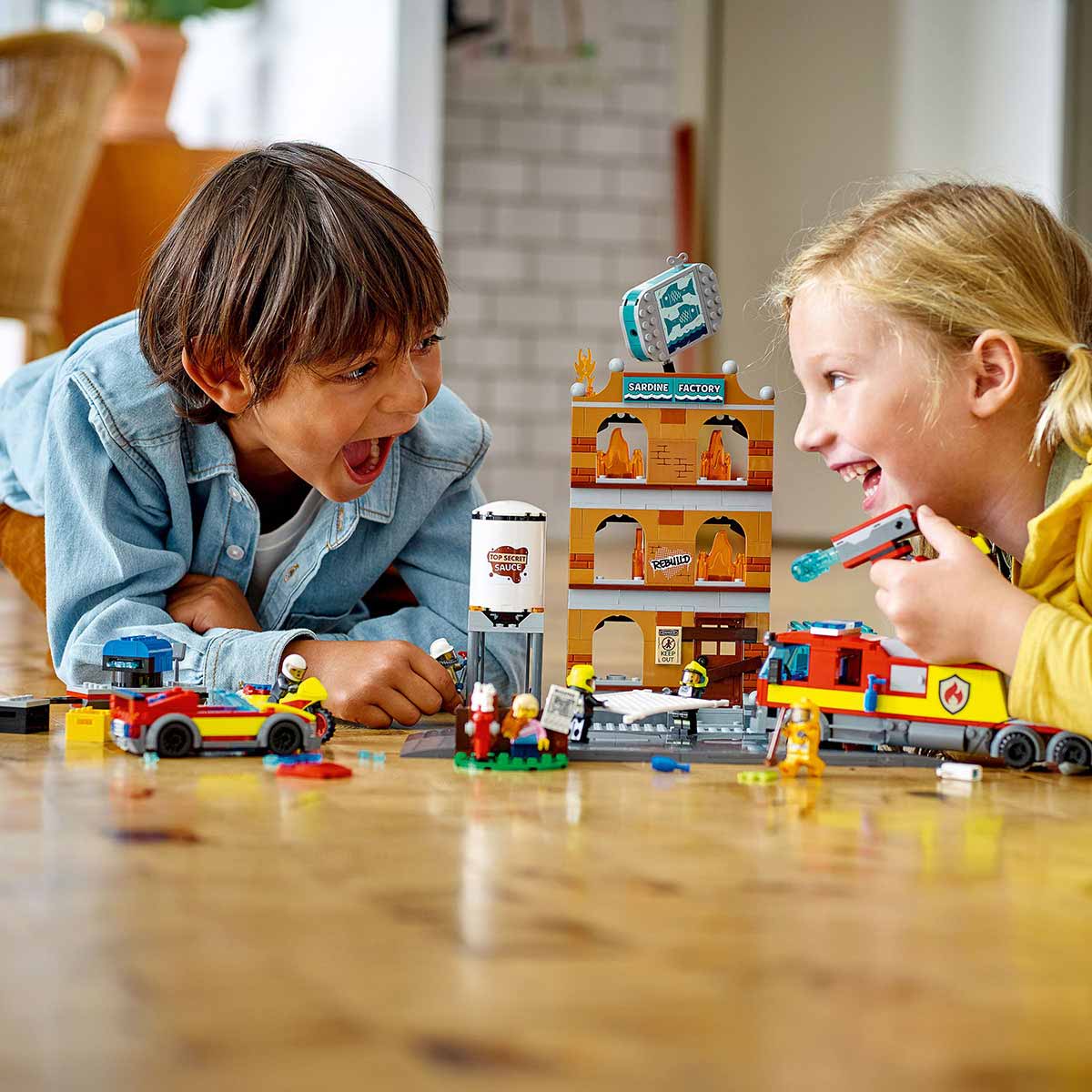 undefined - 4c396_LEGO_City_Itfaiye_60321.jpg