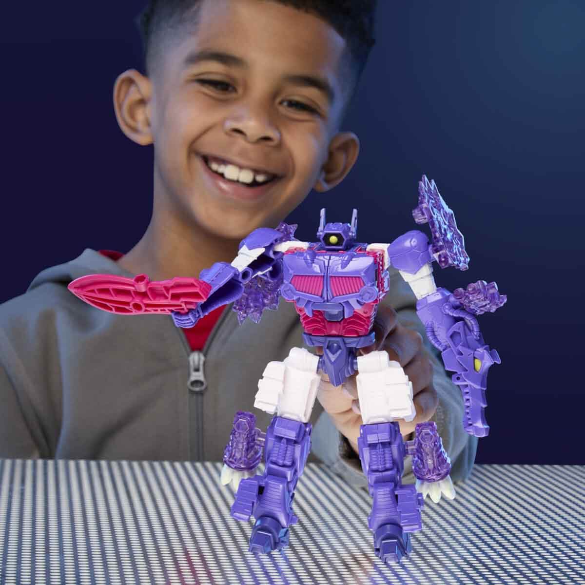 undefined - 4dd36_Transformers_Cyberworld_Ultimate_Cybers_Changers_F.jpg