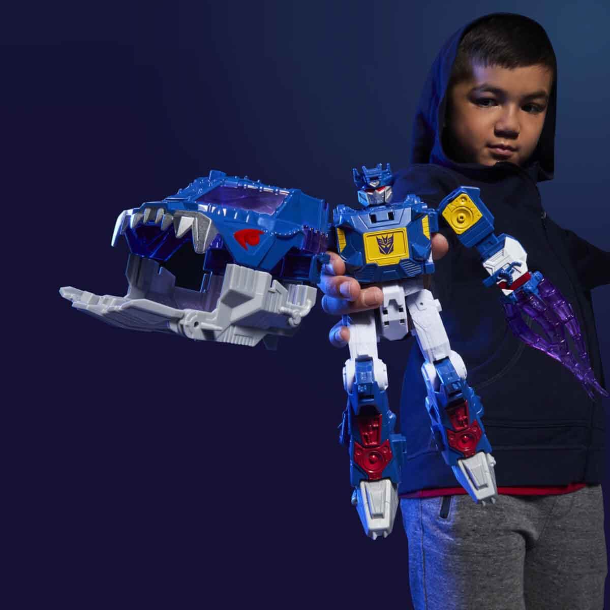 undefined - 4e34d_Transformers_Cyberworld_Soundwave_Figuru.jpg